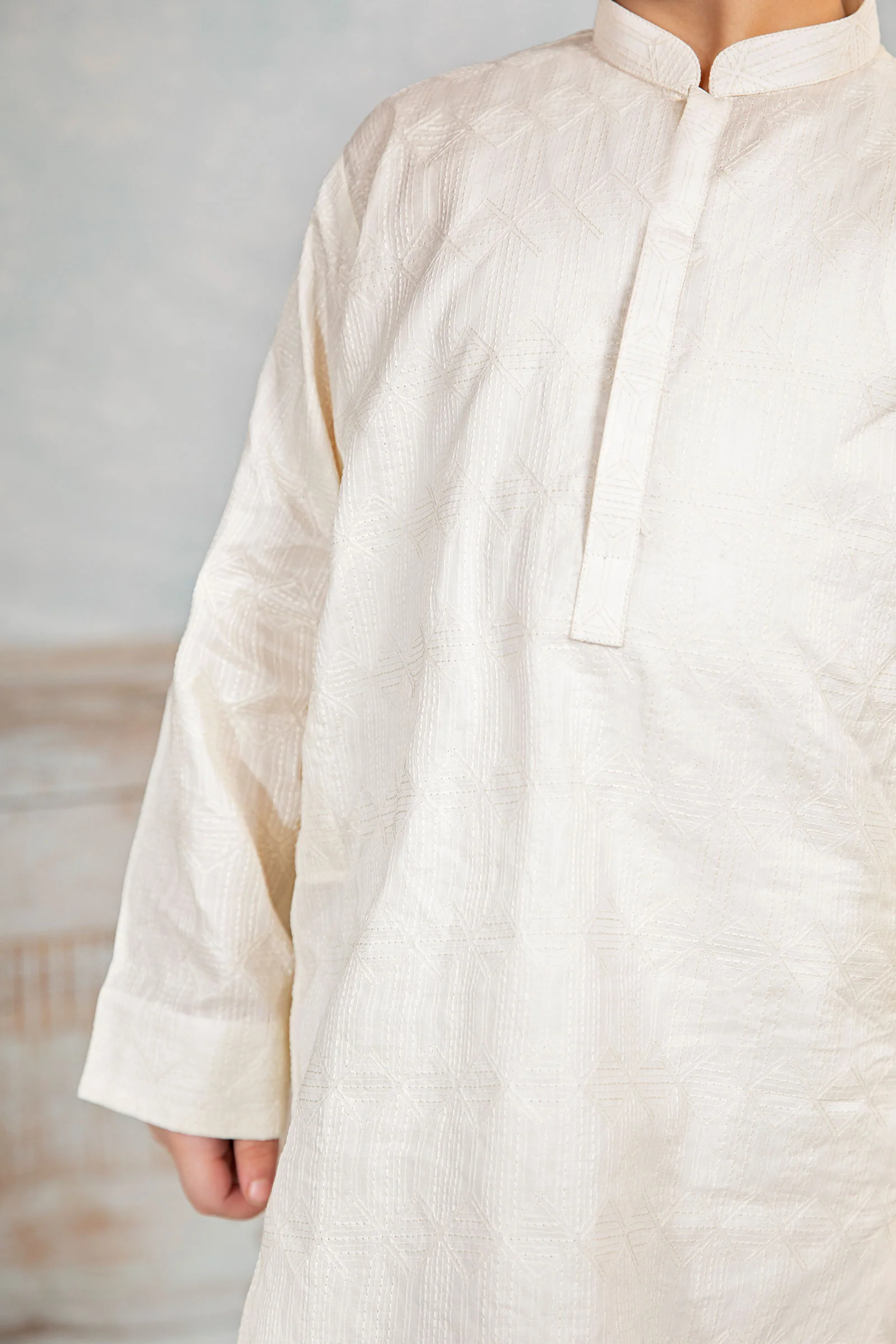 Embroidered Cotton Kurta - Image 4