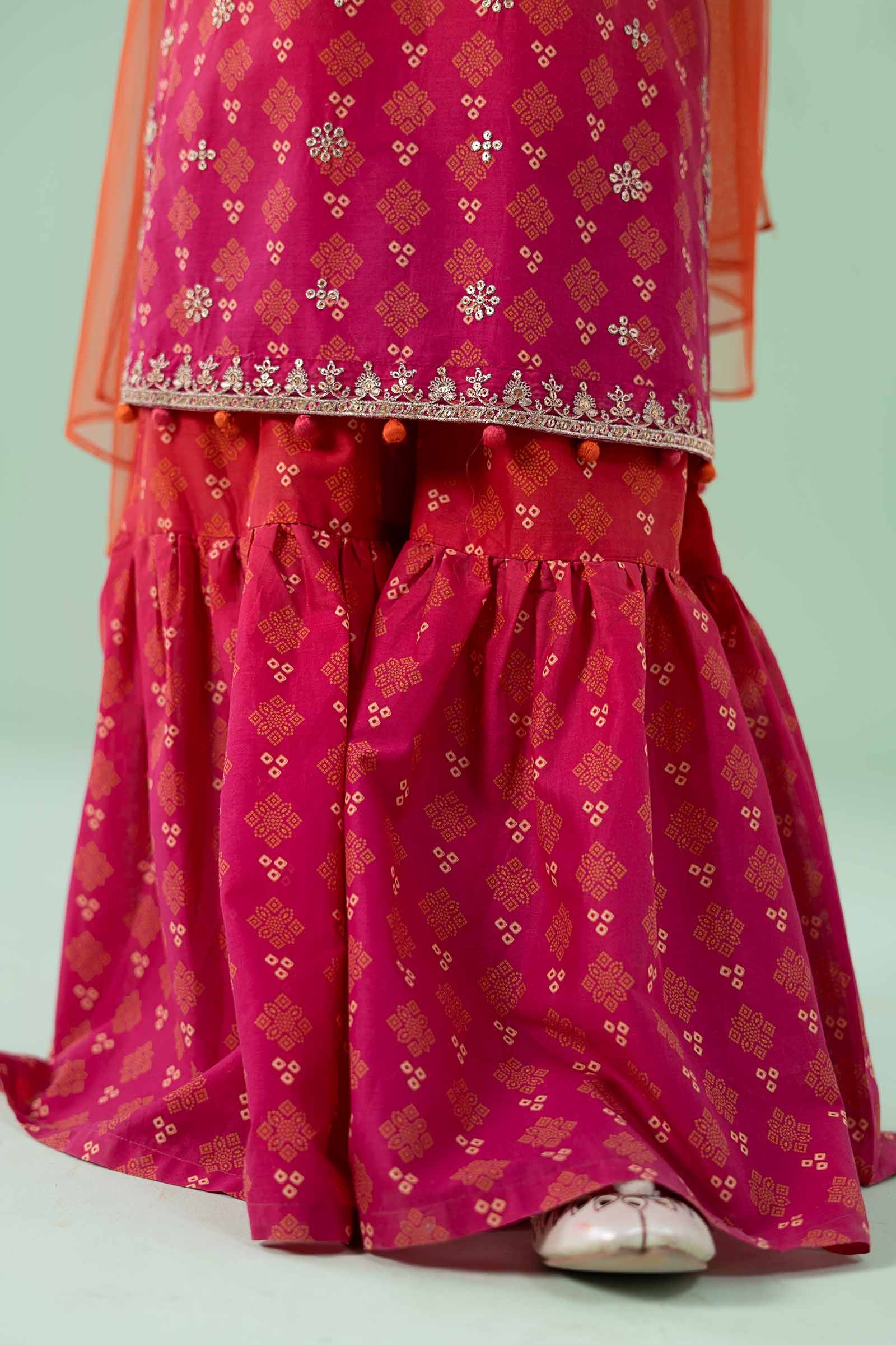 3 Piece Embroidered Lawn Suit - Image 4