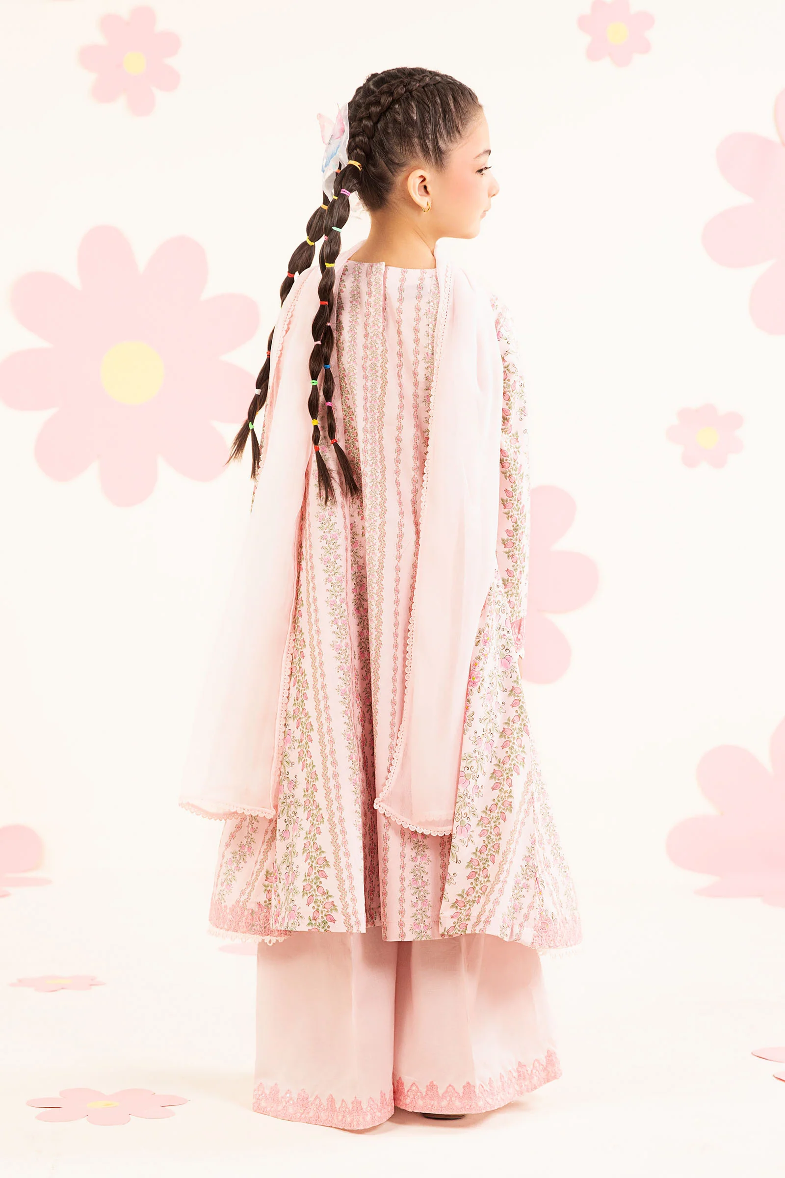 3 Piece Embroidered Lawn Suit - Image 8