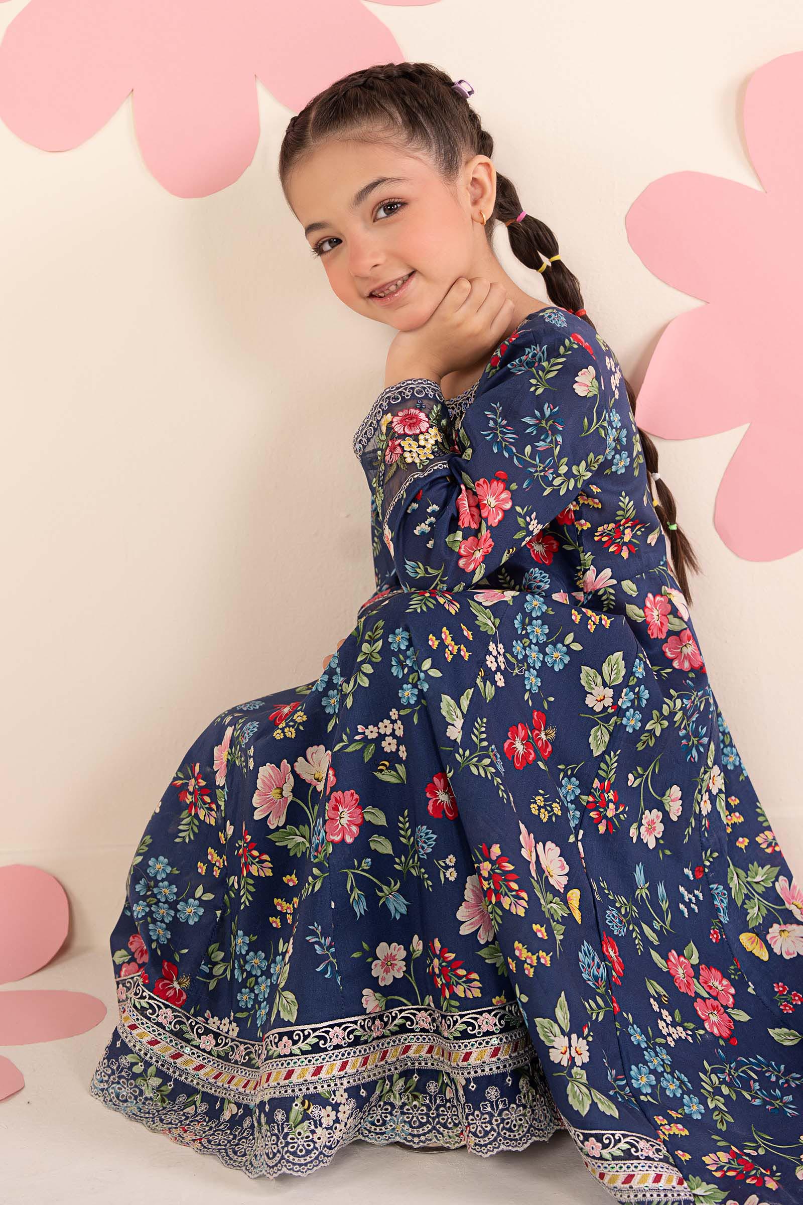 3 Piece Embroidered Lawn Suit - Image 3