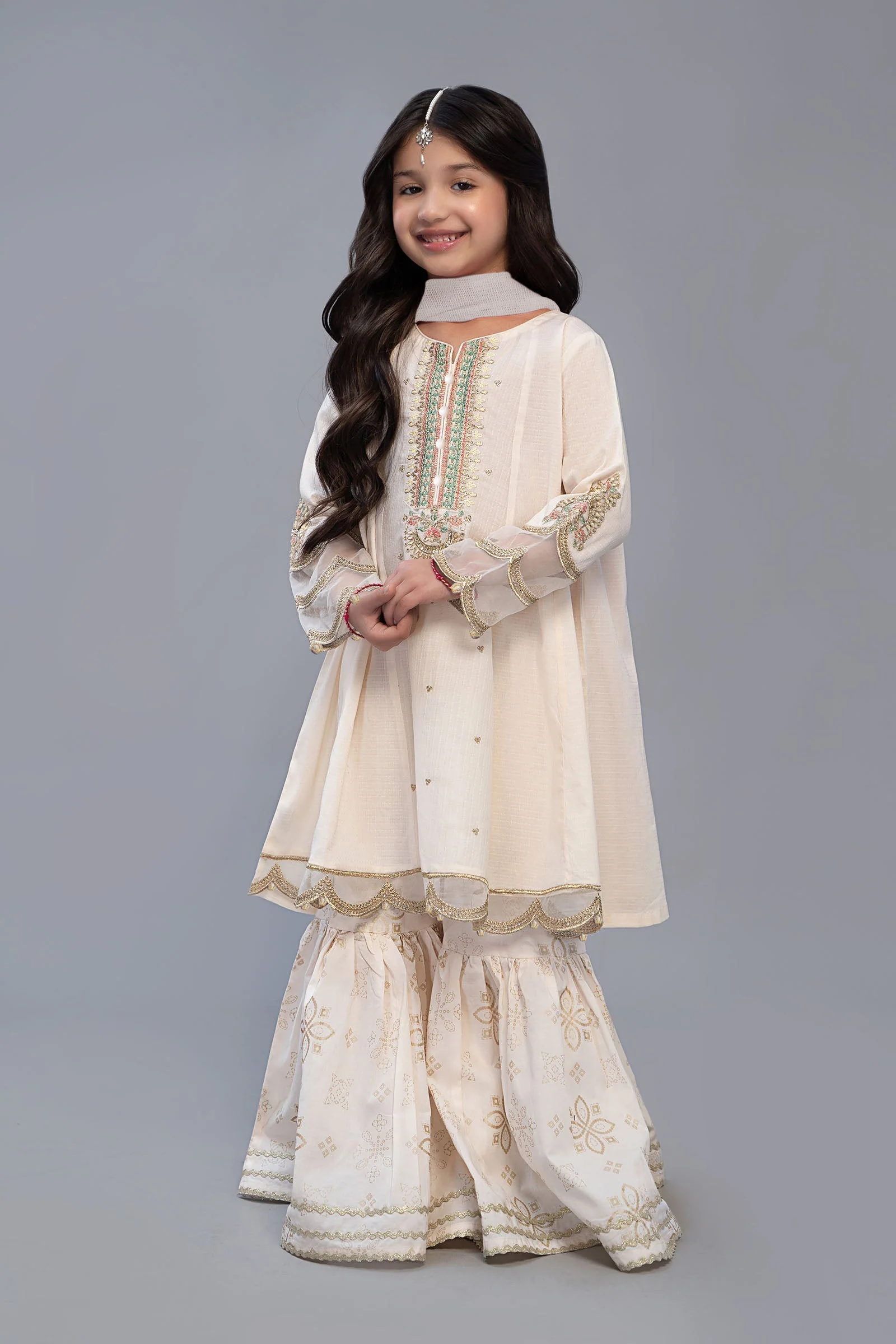 3 Piece Embroidered Lawn Suit
