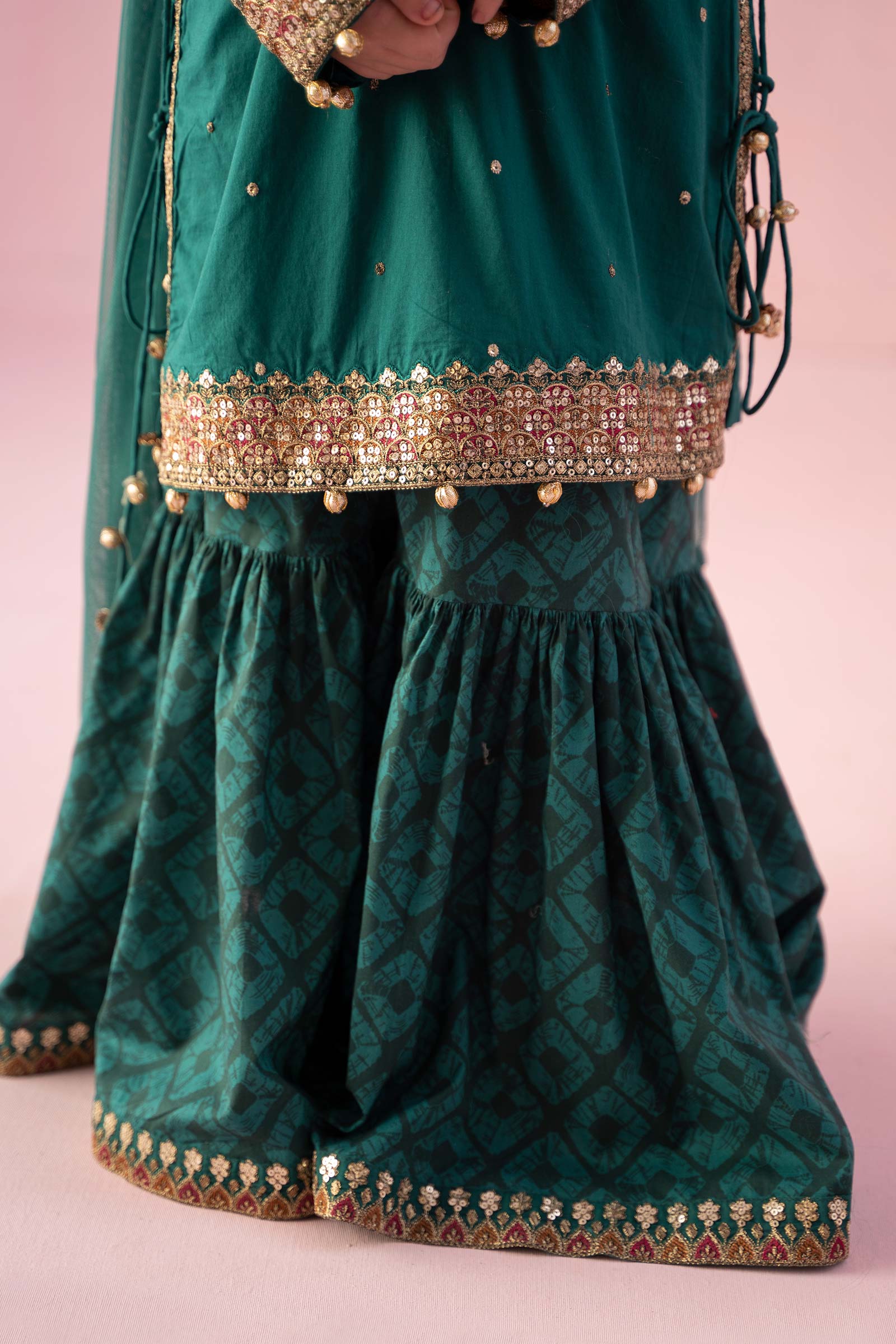 3 Piece Embroidered Lawn Suit - Image 5