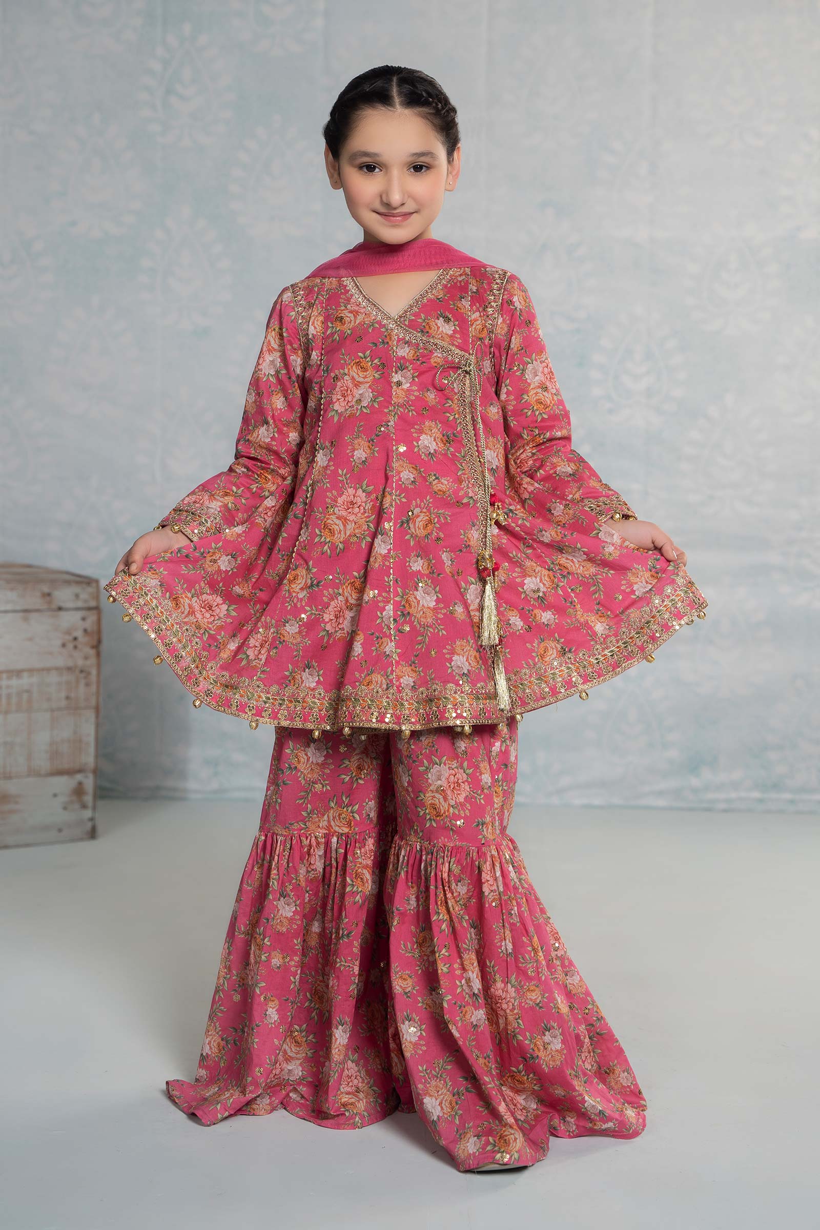 3 Piece Embroidered Lawn Suit - Image 4