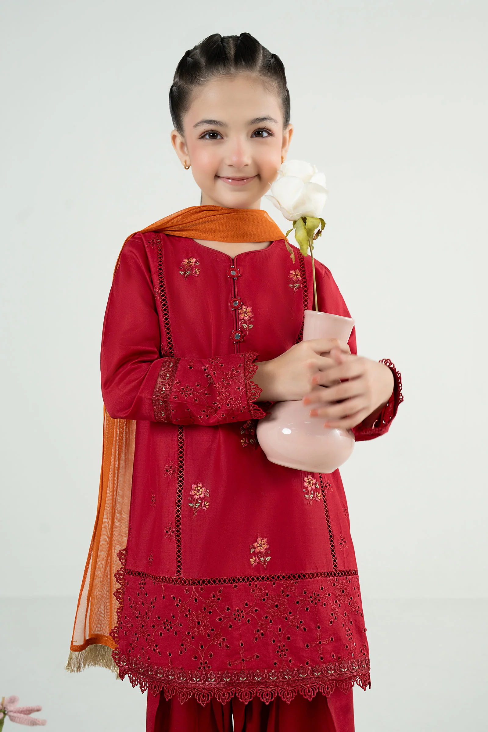 3 Piece Embroidered Lawn Suit - Image 2