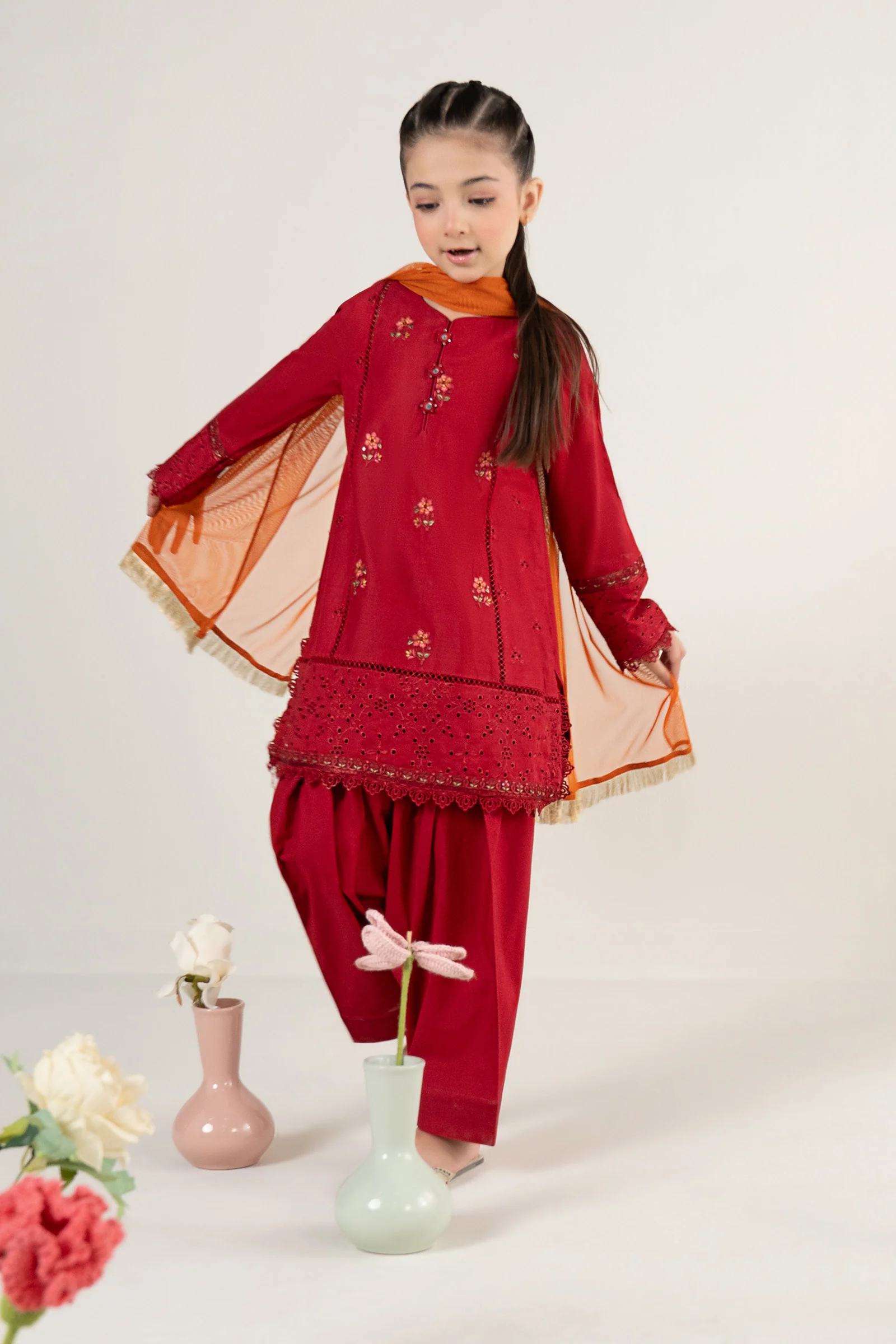3 Piece Embroidered Lawn Suit - Image 6