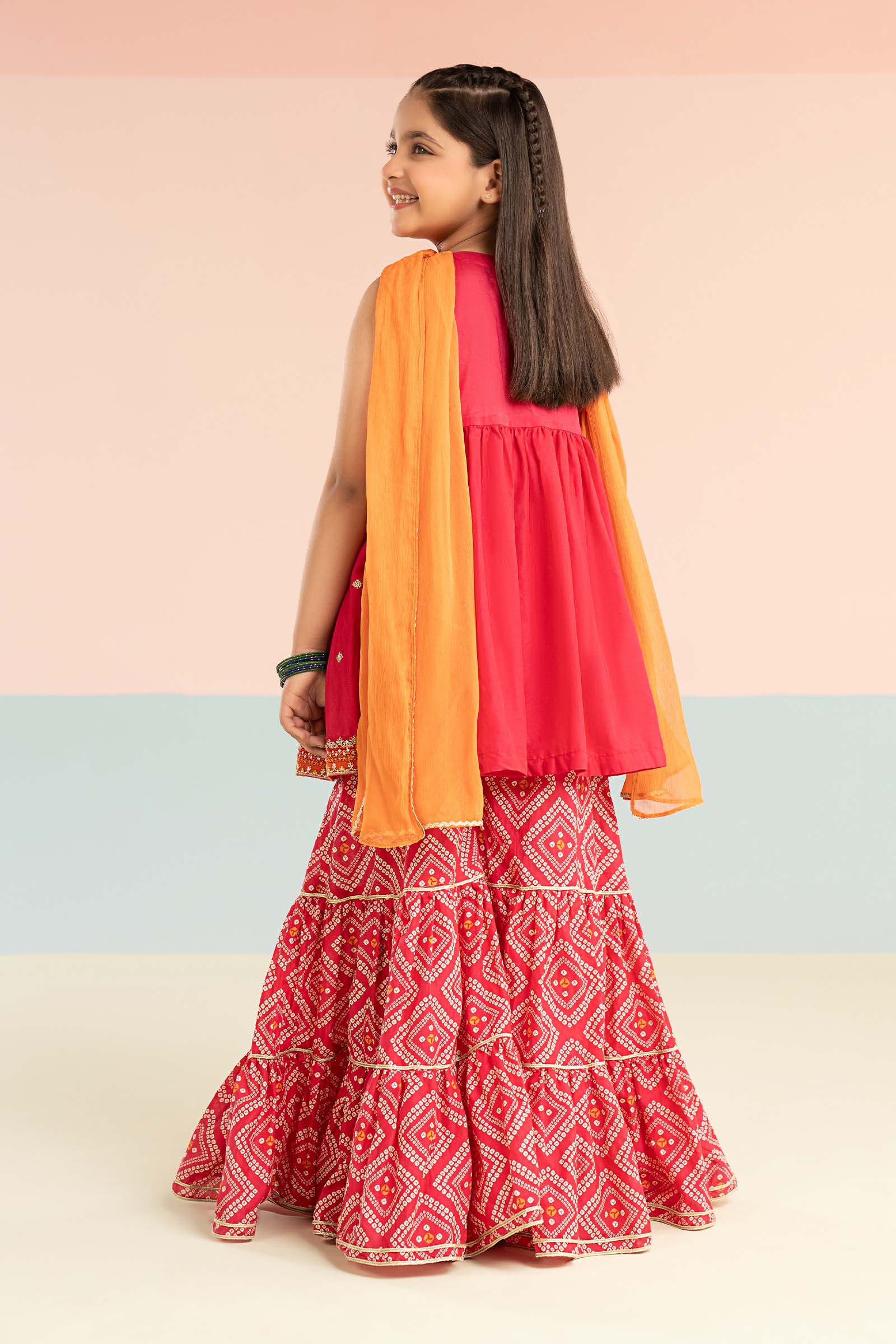 3 Piece Embroidered Lawn Suit - Image 8