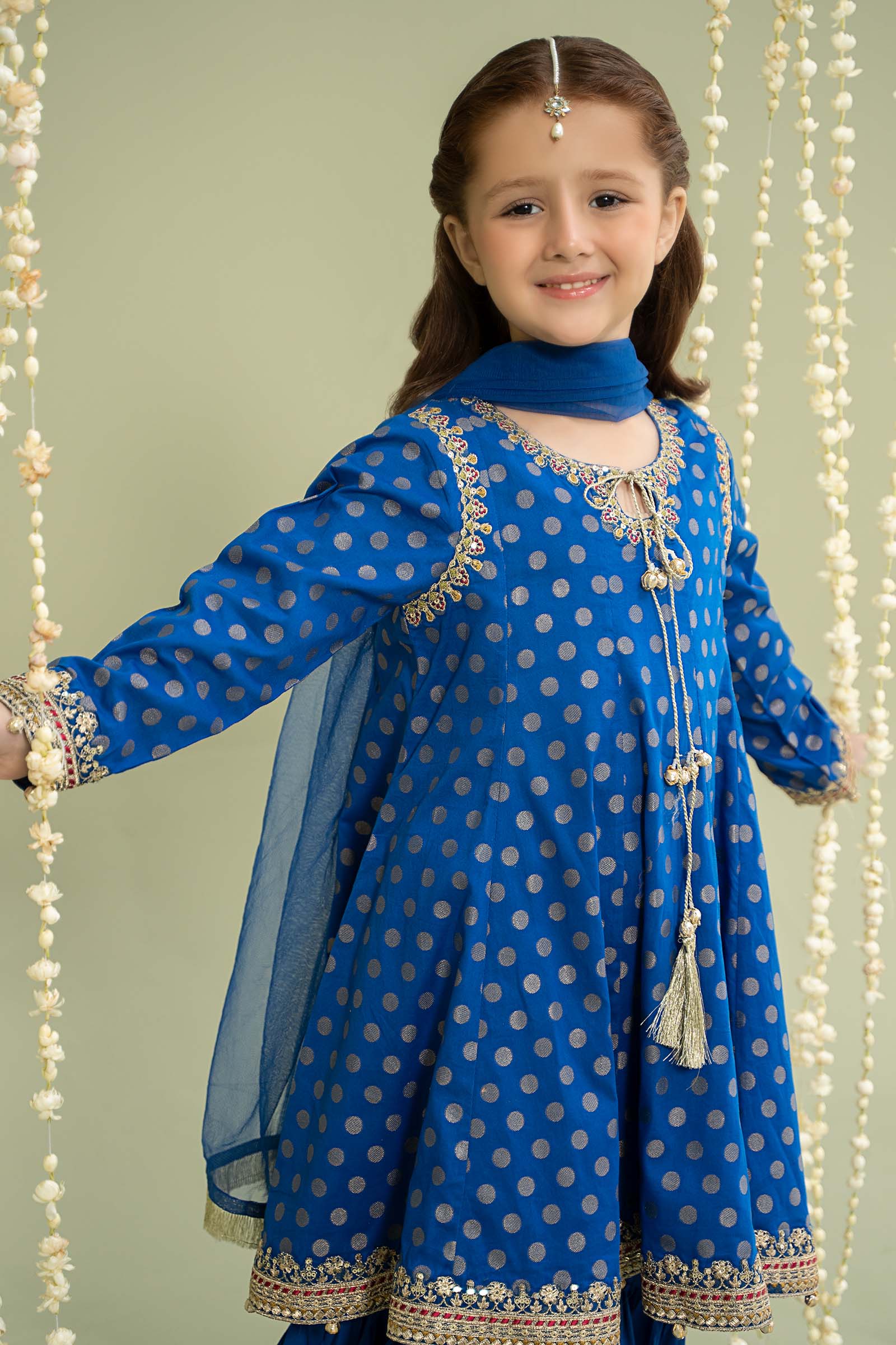 3 Piece Embroidered Jacquard Broshia Suit - Image 2