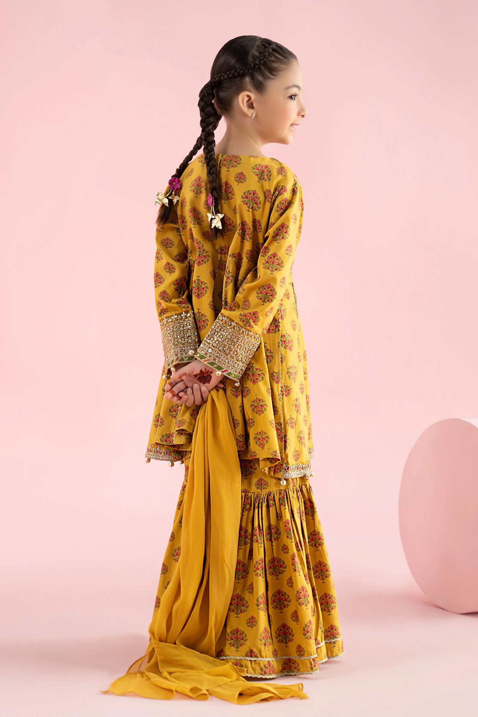 3 Piece Embroidered Linen Suit - Image 9