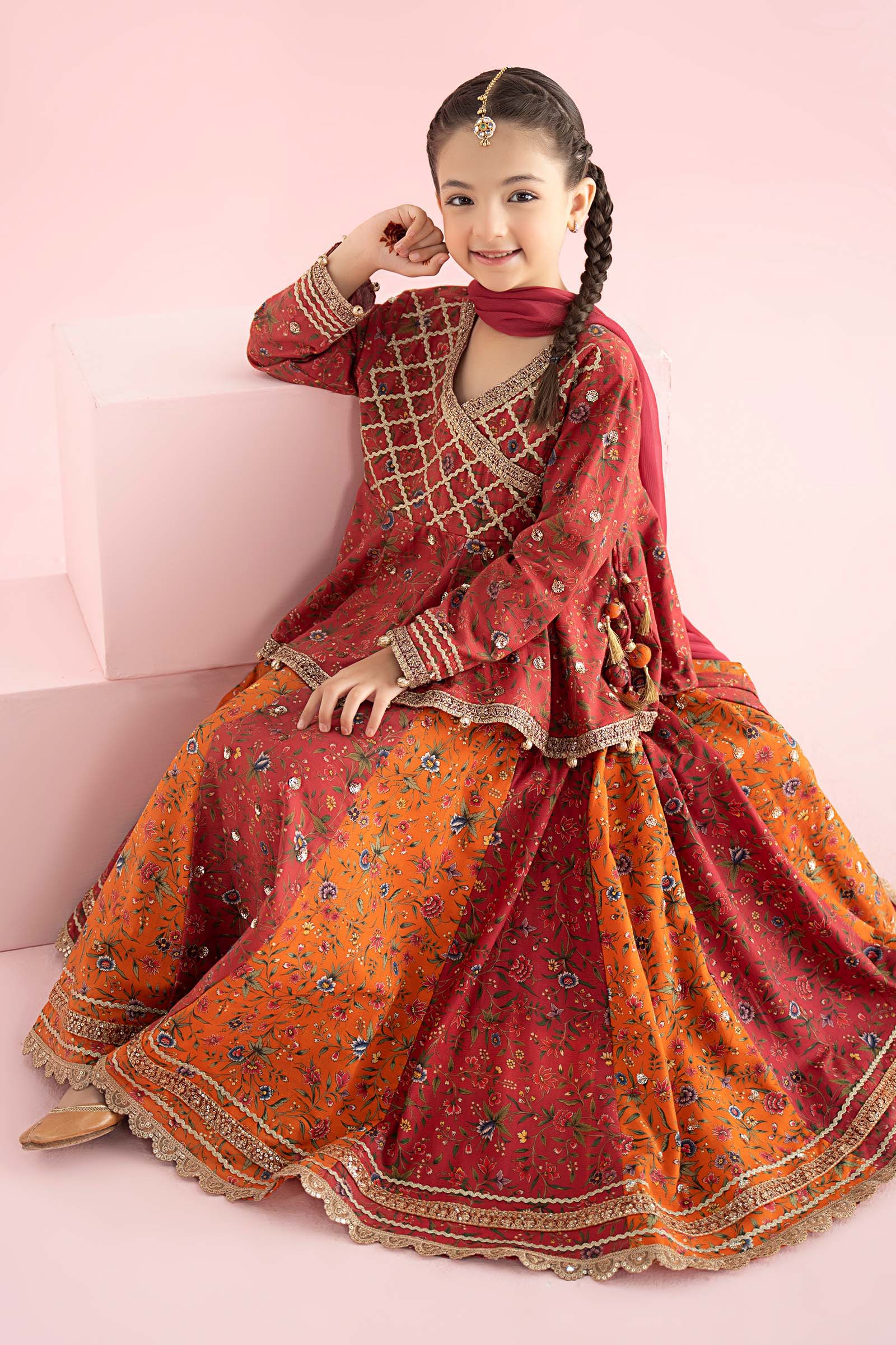 3 Piece Embroidered Khaddar Suit - Image 2