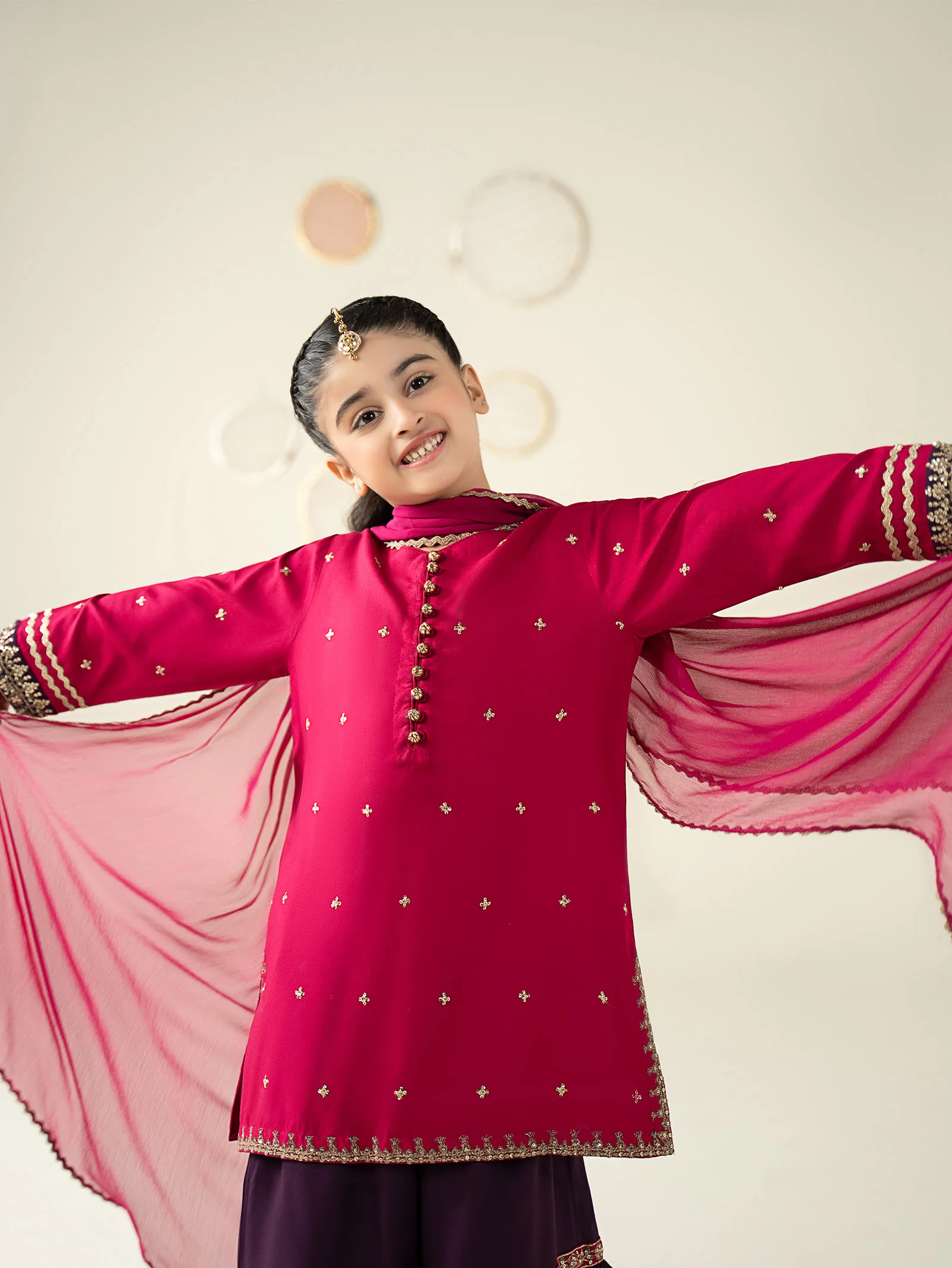 3 Piece Embroidered Linen Suit - Image 4
