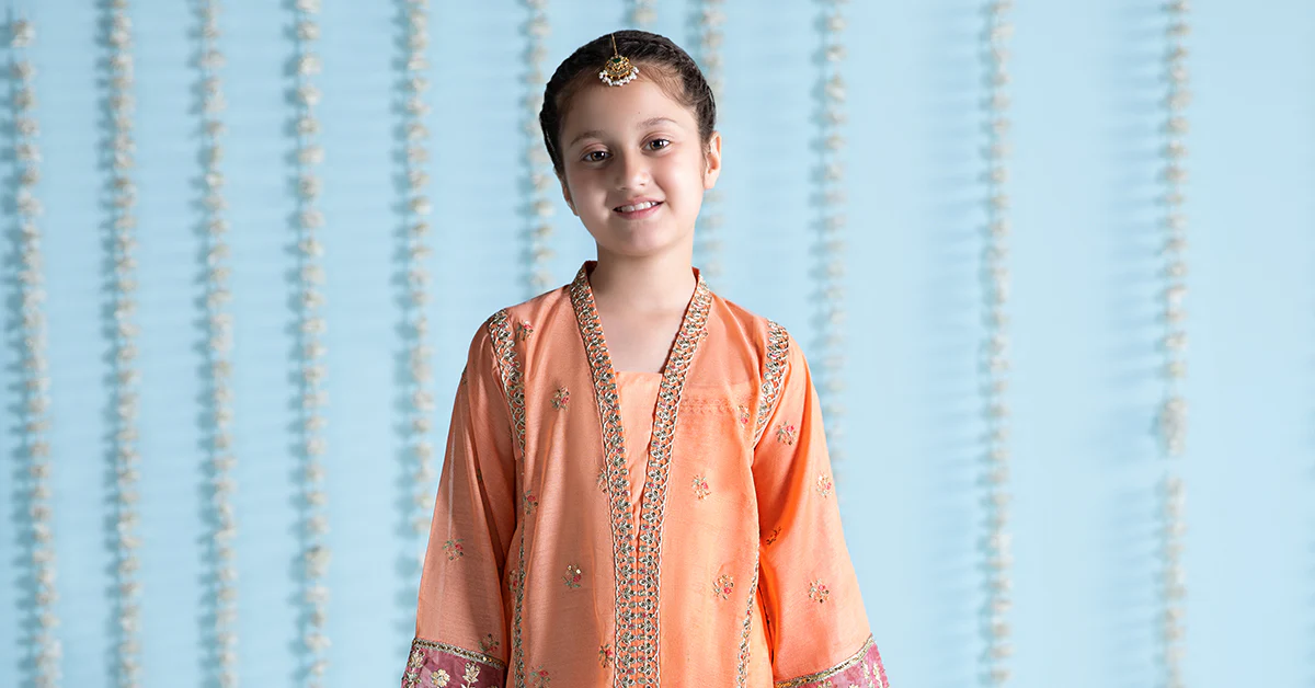 3 Piece Embroidered Paper Cotton Suit - Image 7