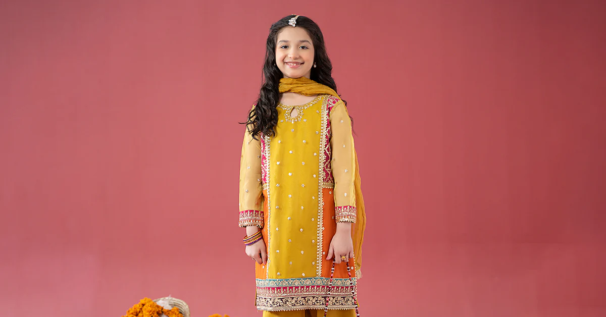 3 Piece Embroidered Poly Organza Suit - Image 6