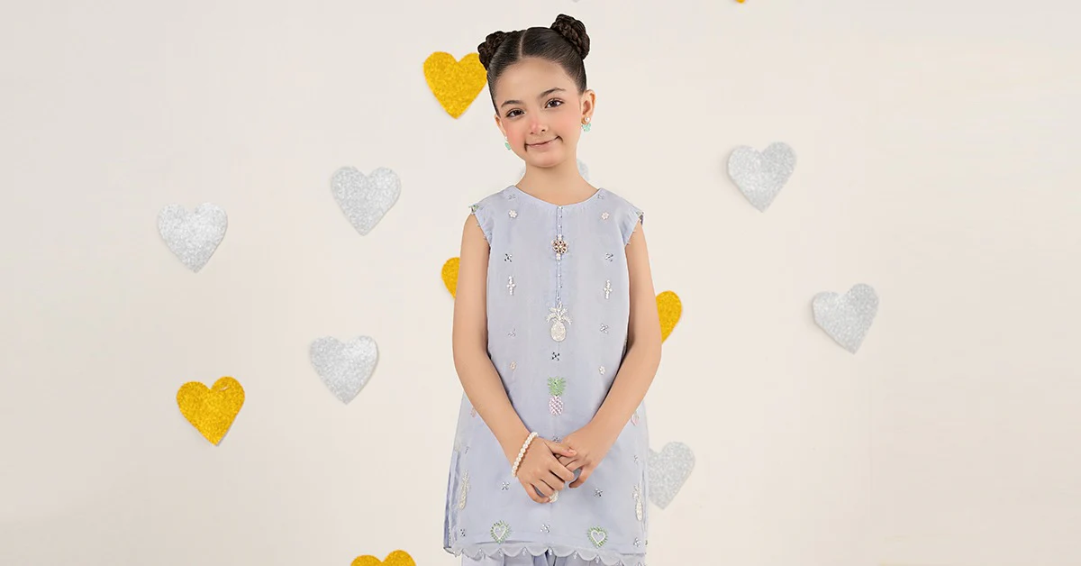 2 Piece Embroidered Organza Suit - Image 7