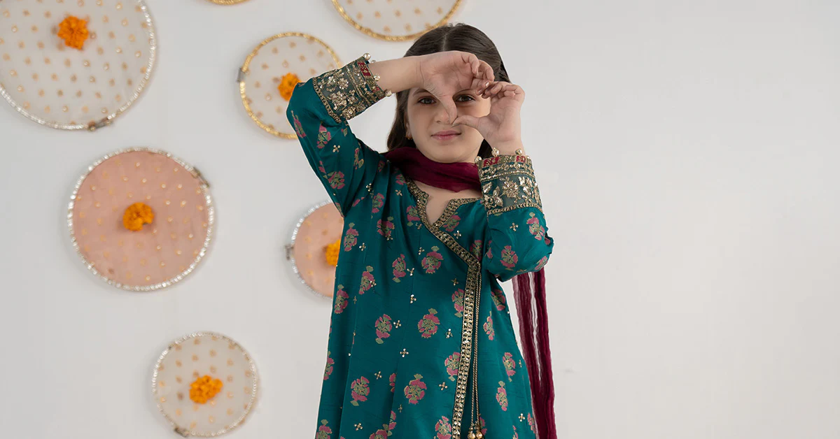 3 Piece Embroidered Raw Silk Suit - Image 7
