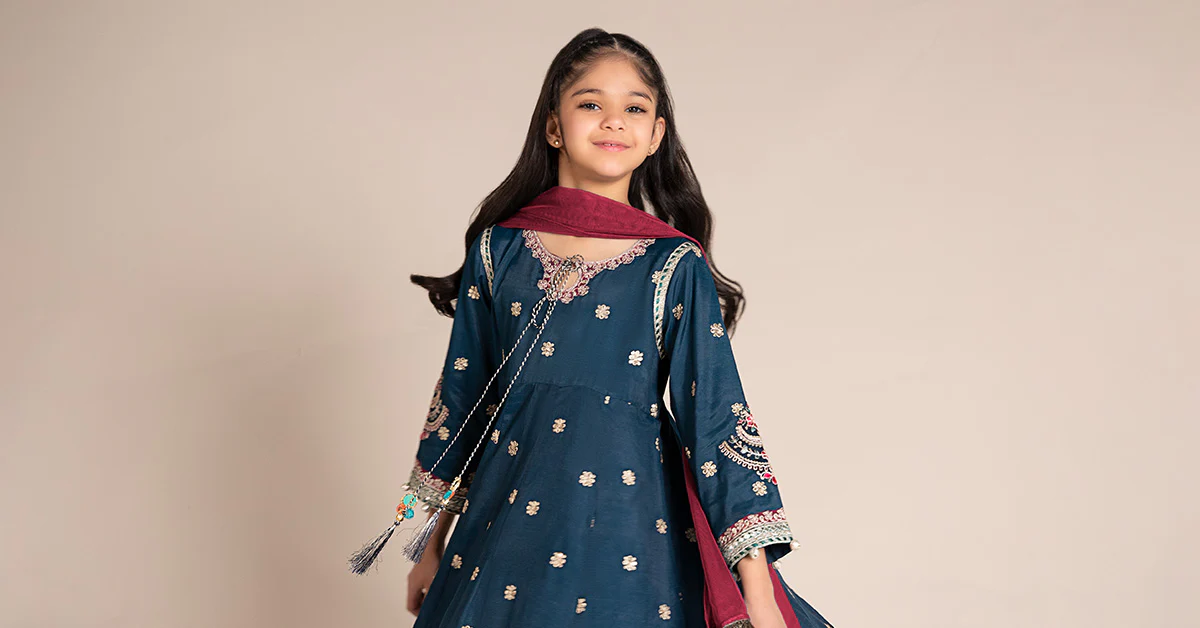 3 Piece Embroidered Raw Silk Suit - Image 6