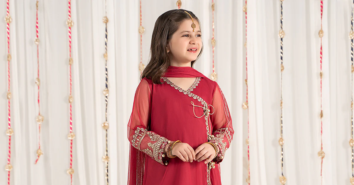 3 Piece Embroidered Polyester Net Suit - Image 8