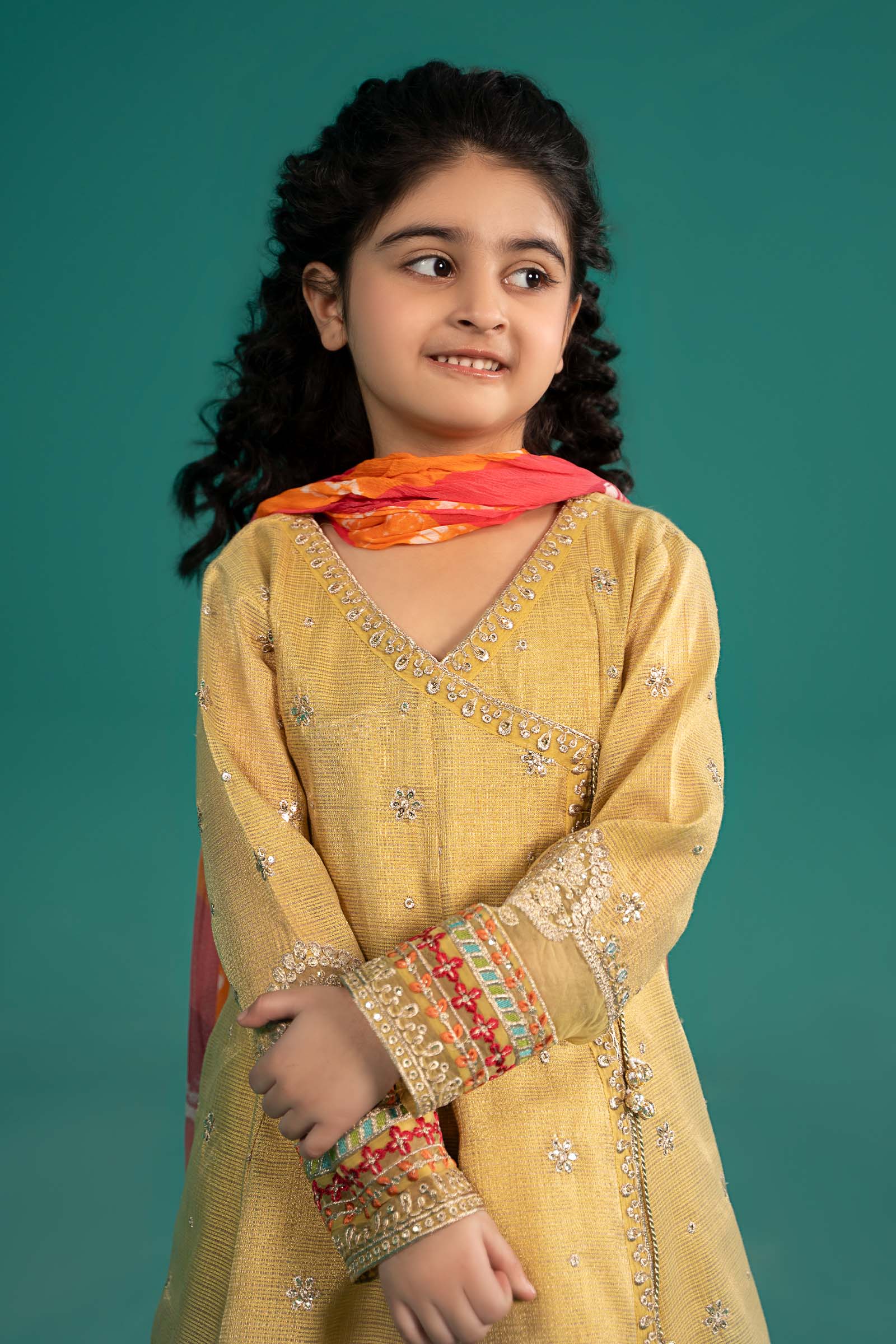 3 Piece Embroidered Cotton Zari Net Suit - Image 2