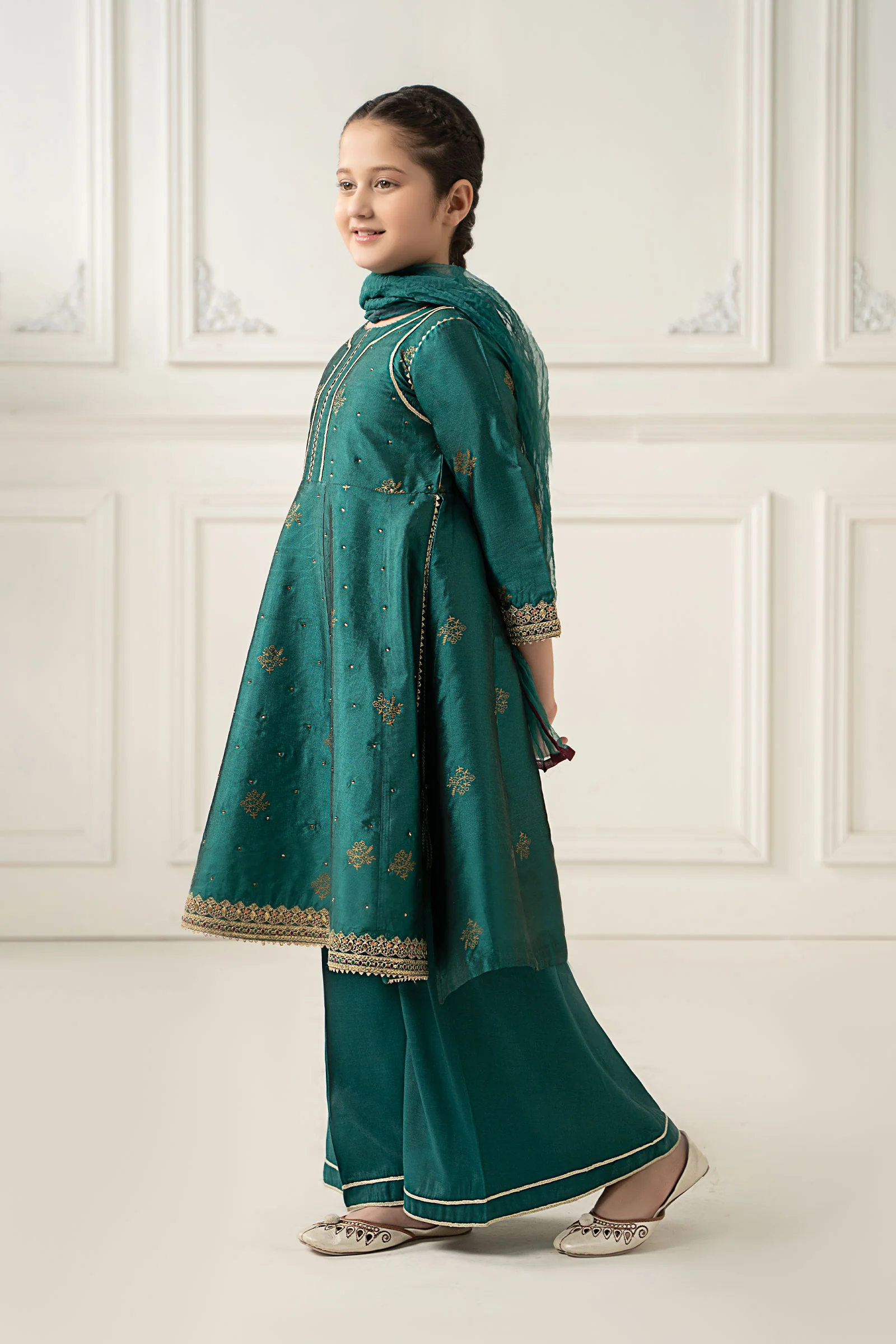 3 Piece Embroidered Polyester Net Suit - Image 4