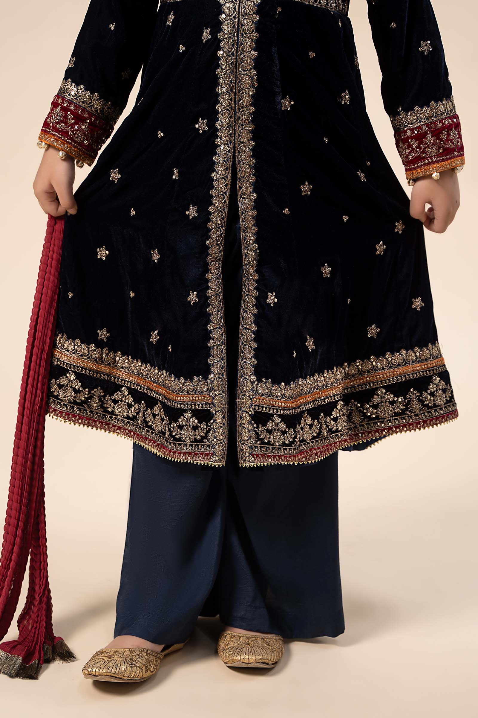 3 Piece Embroidered Velvet Suit - Image 5