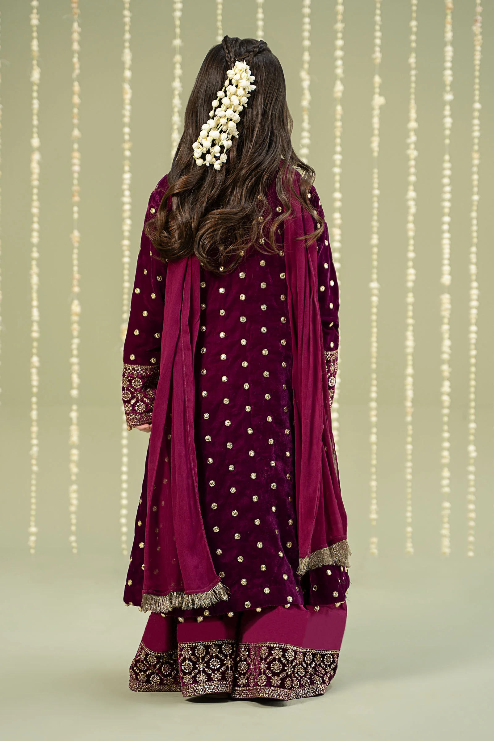 3 Piece Embroidered Velvet Suit - Image 7