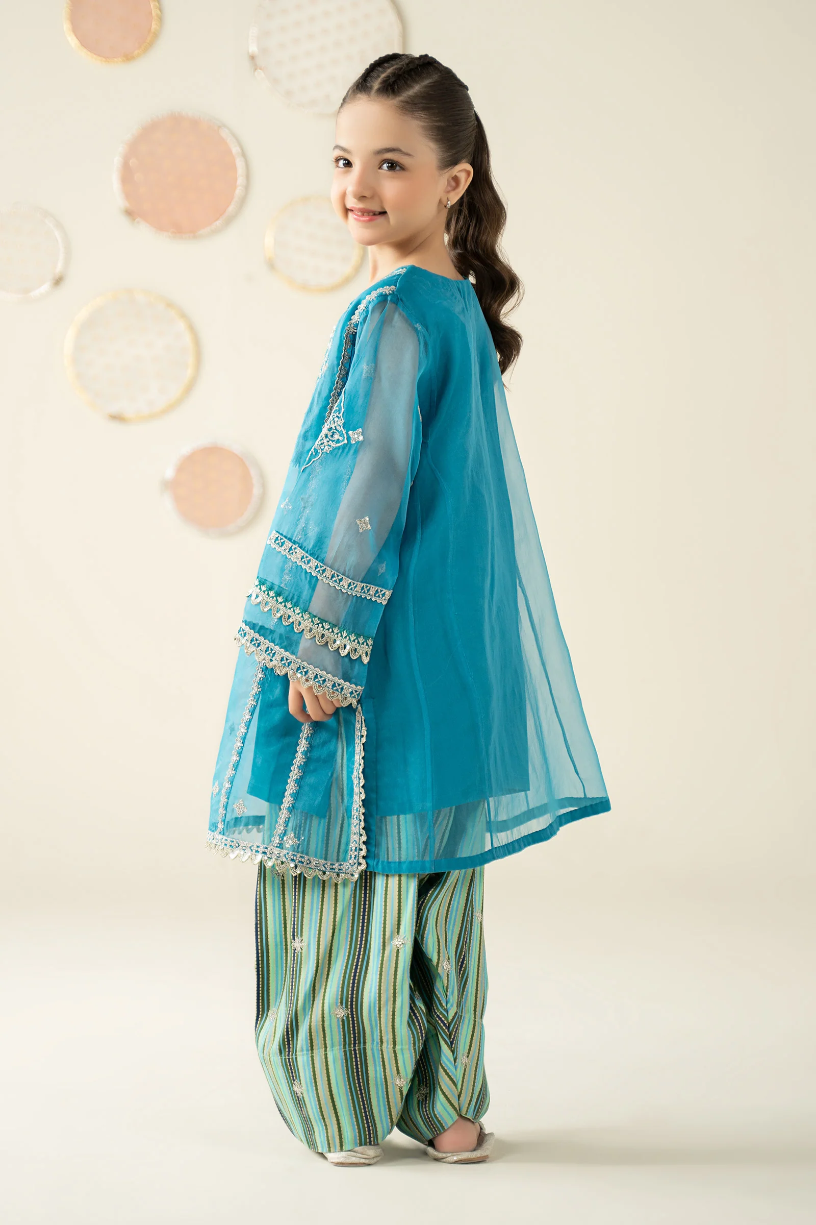 2 Piece Embroidered Organza Suit - Image 10