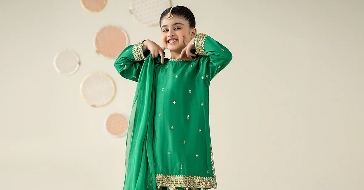 3 Piece Embroidered Raw Silk Suit - Image 8