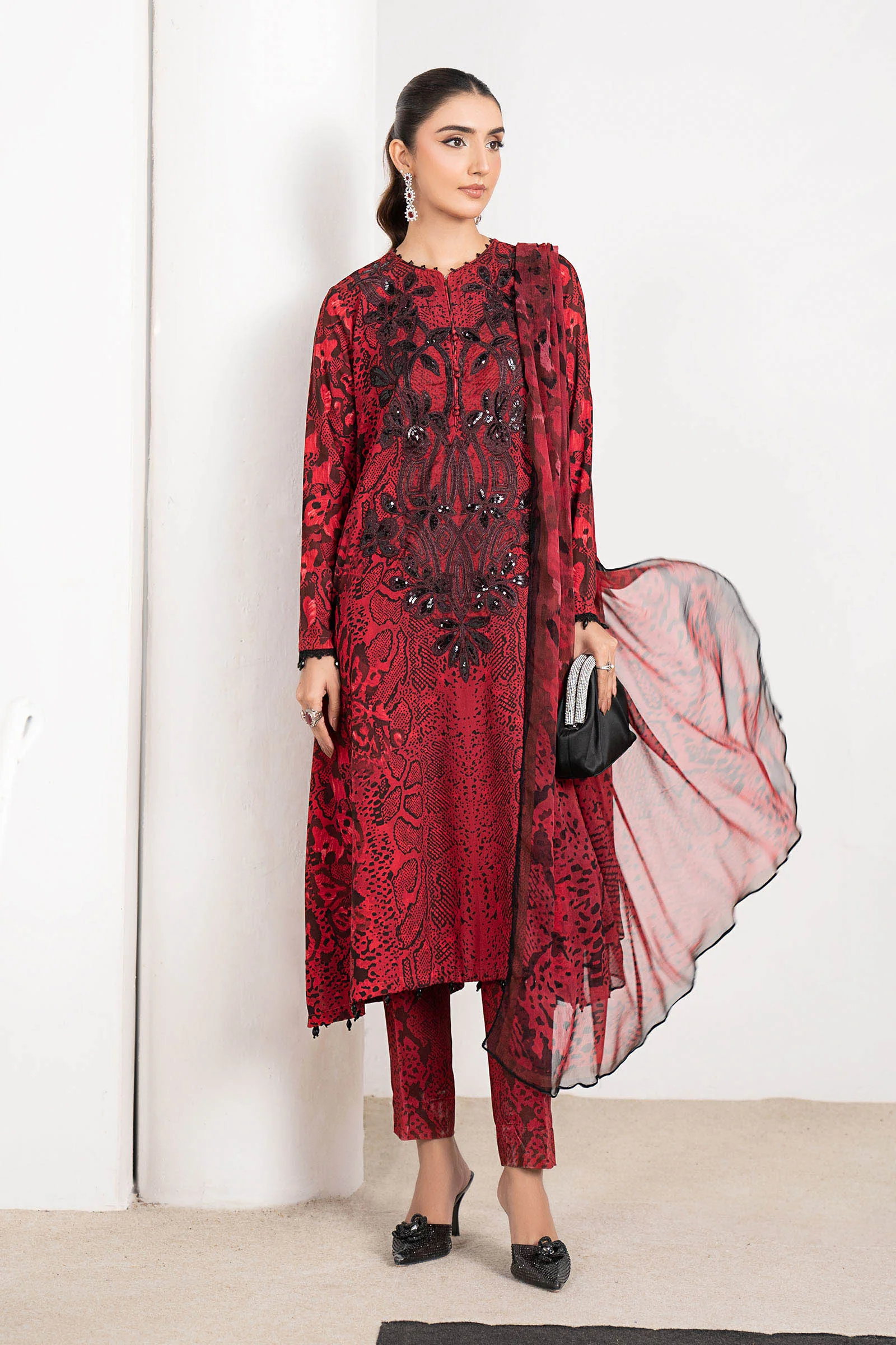 3 Piece Embroidered Linen Suit