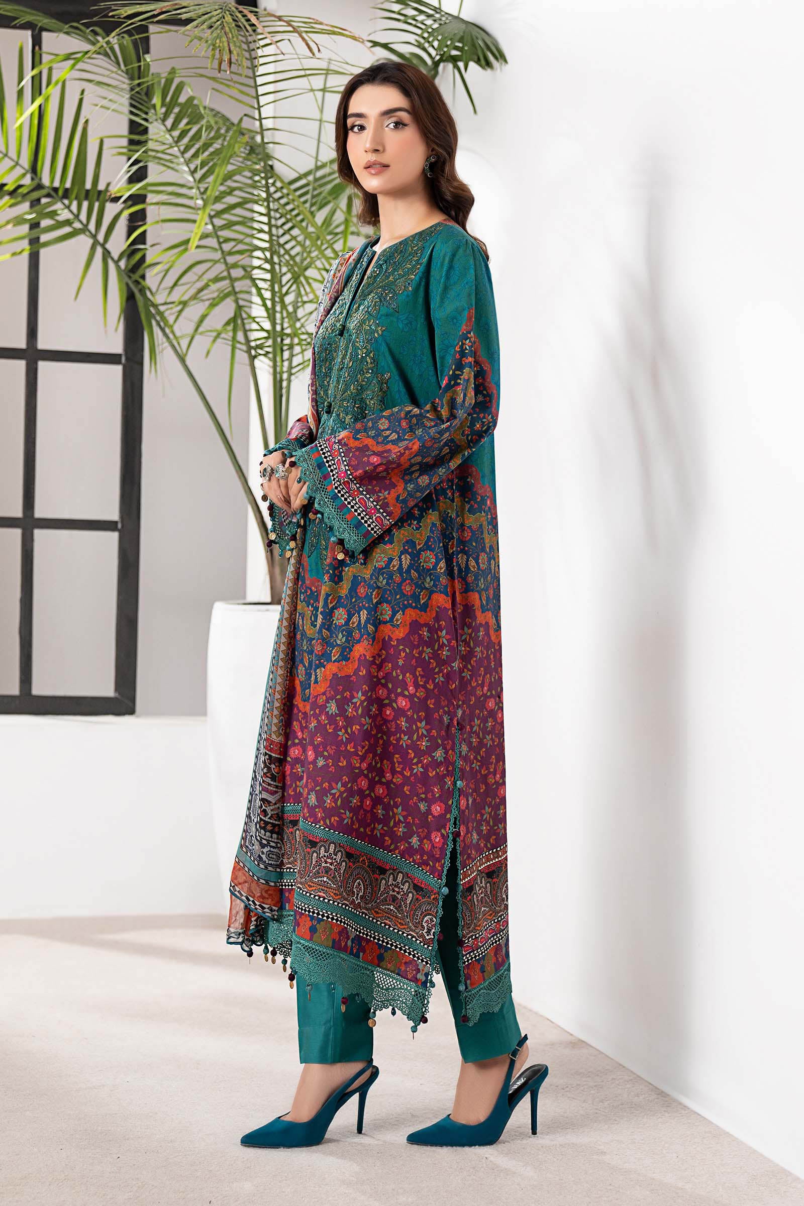 3 Piece Embroidered Cambric Suit - Image 8
