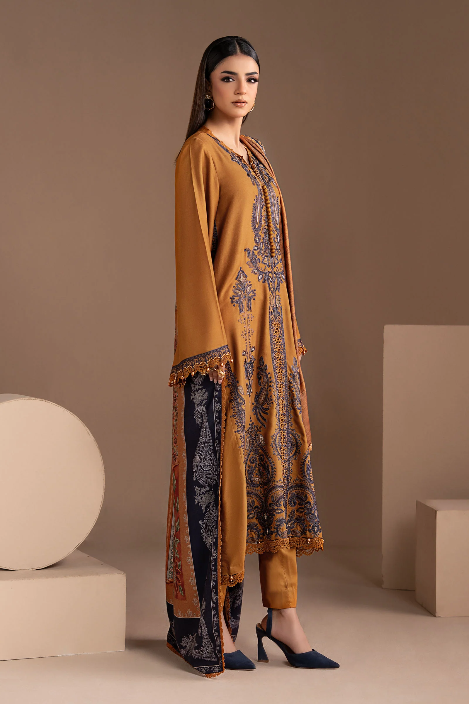 3 Piece Embroidered Twill Linen Suit - Image 9