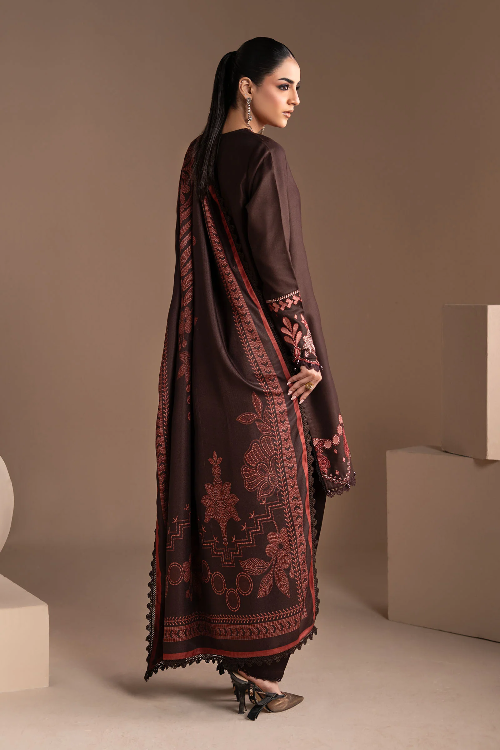 3 Piece Embroidered Twill Linen Suit - Image 7