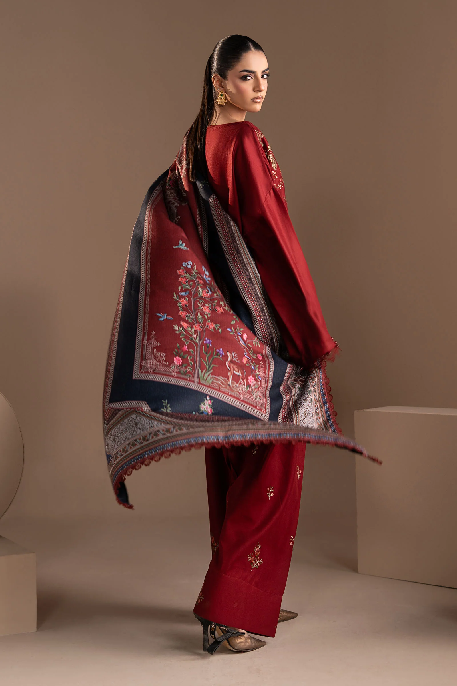 3 Piece Embroidered Twill Linen Suit - Image 8