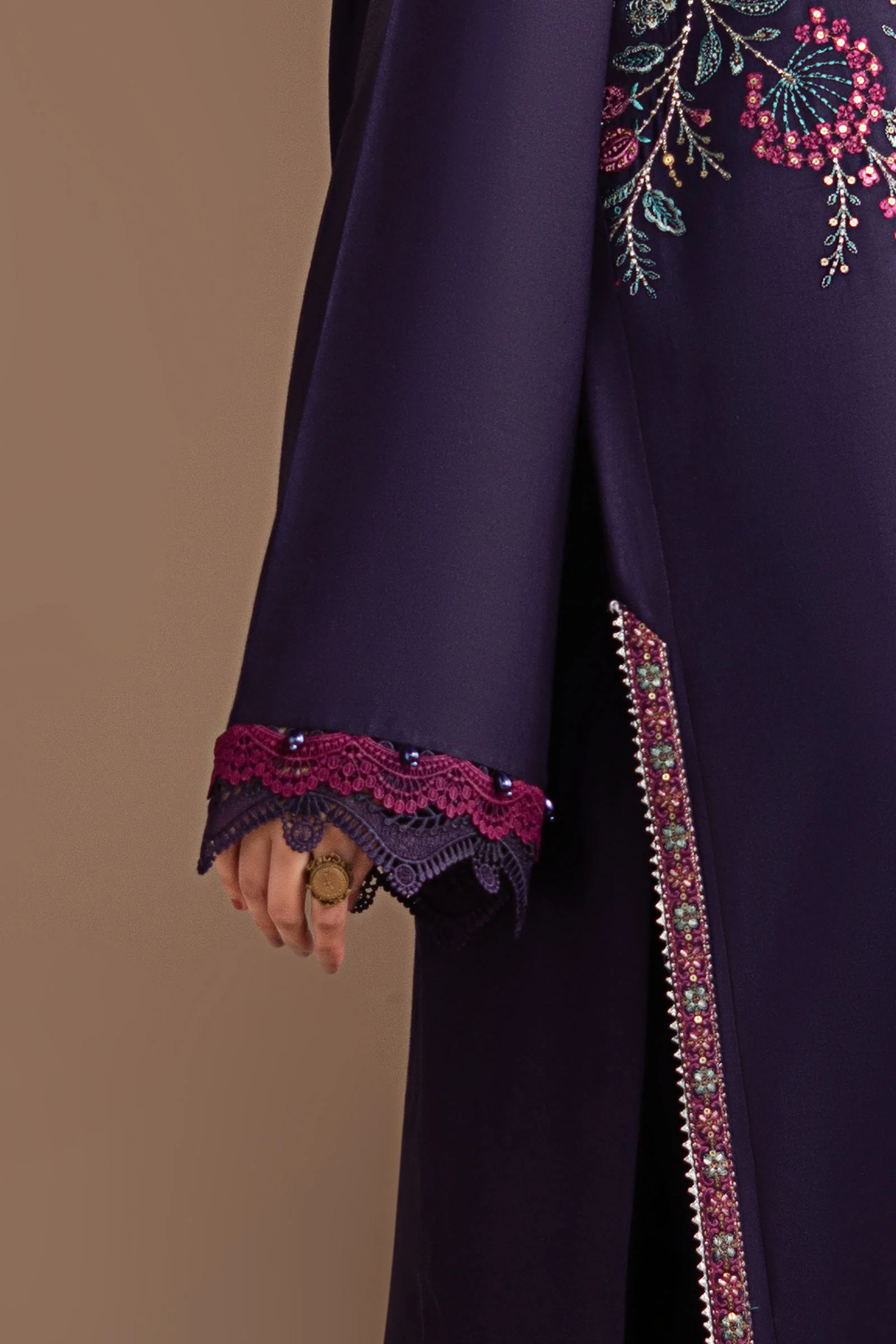 3 Piece Embroidered Twill Linen Suit - Image 4