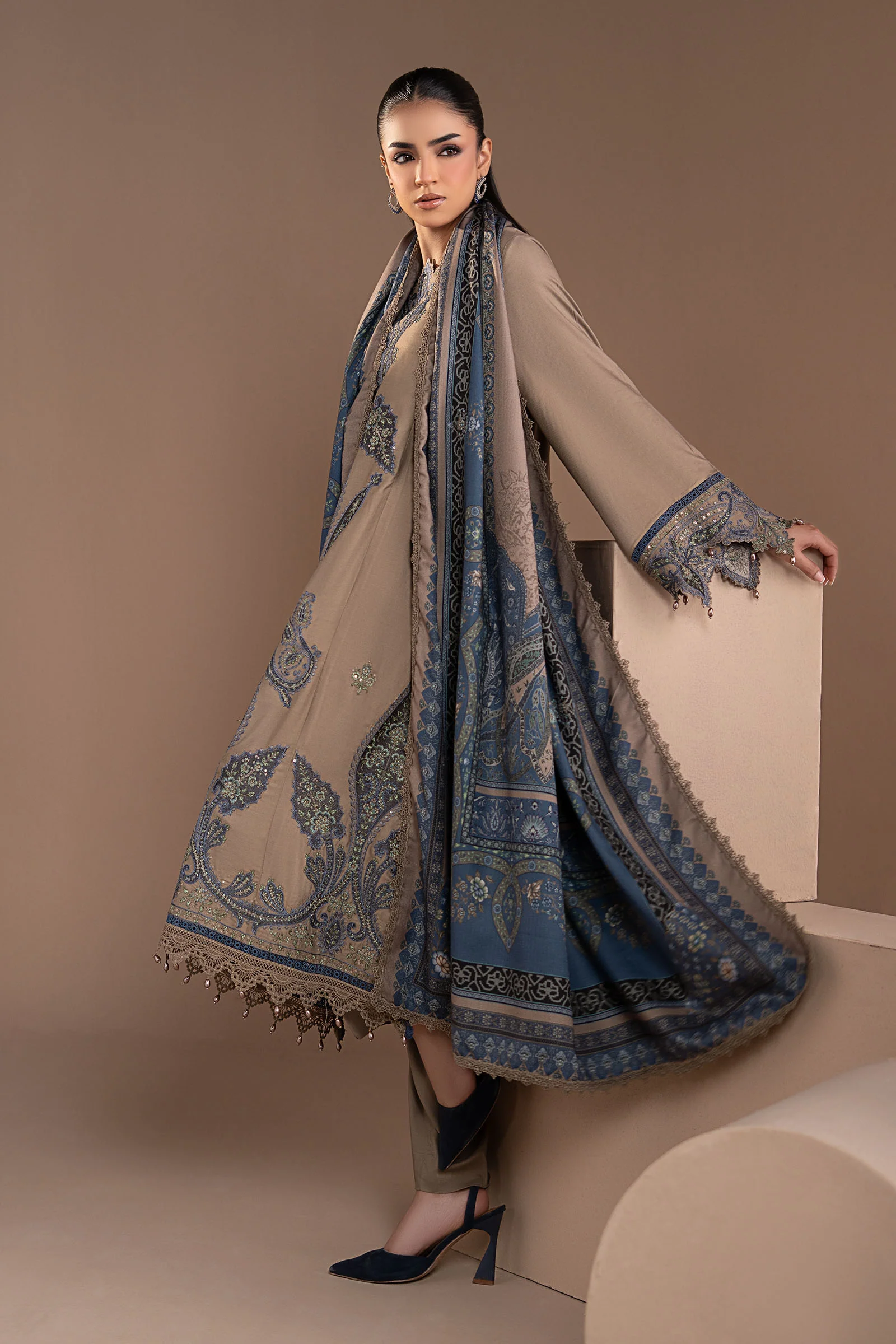 3 Piece Embroidered Twill Linen Suit - Image 6