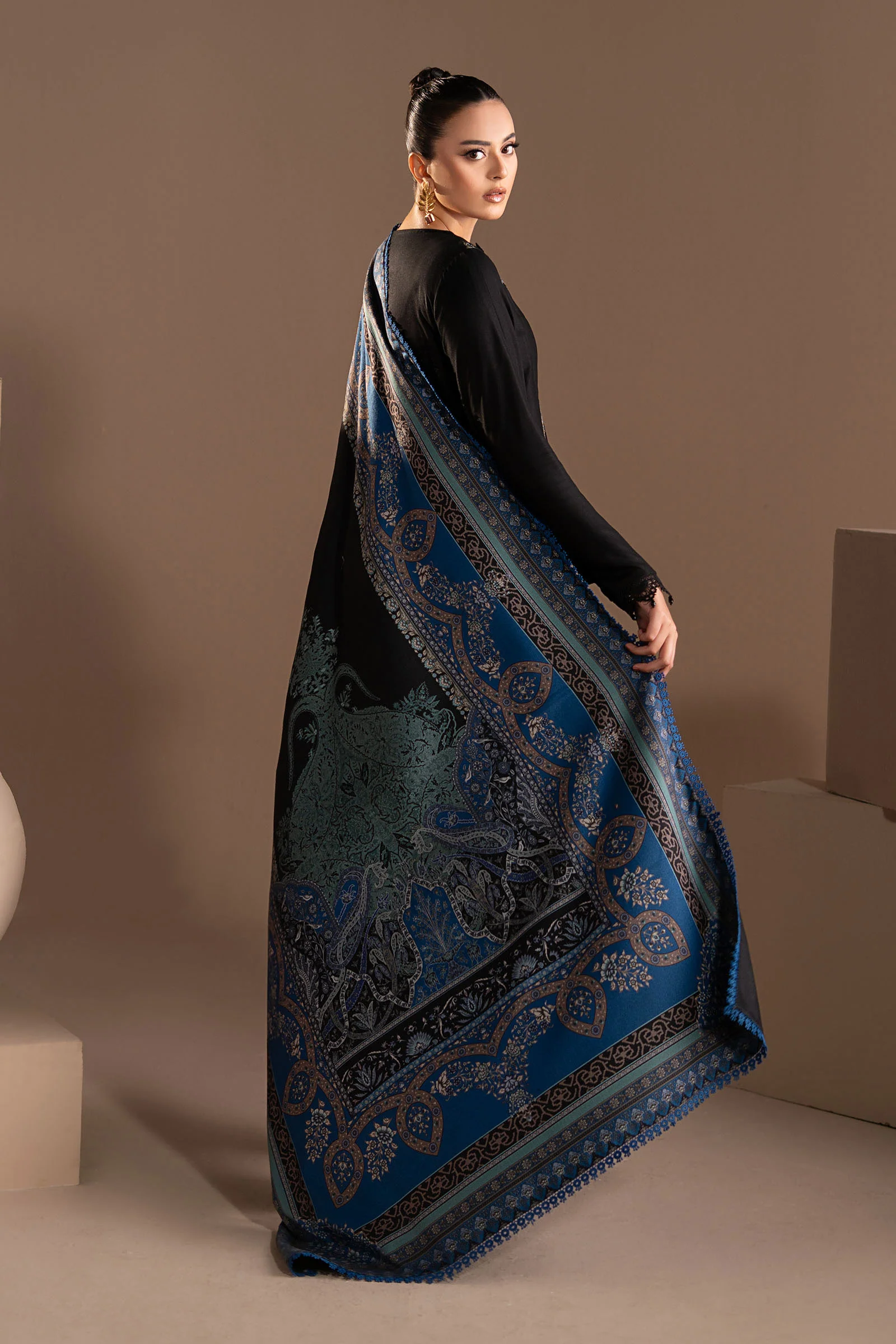 3 Piece Embroidered Twill Linen Suit - Image 8