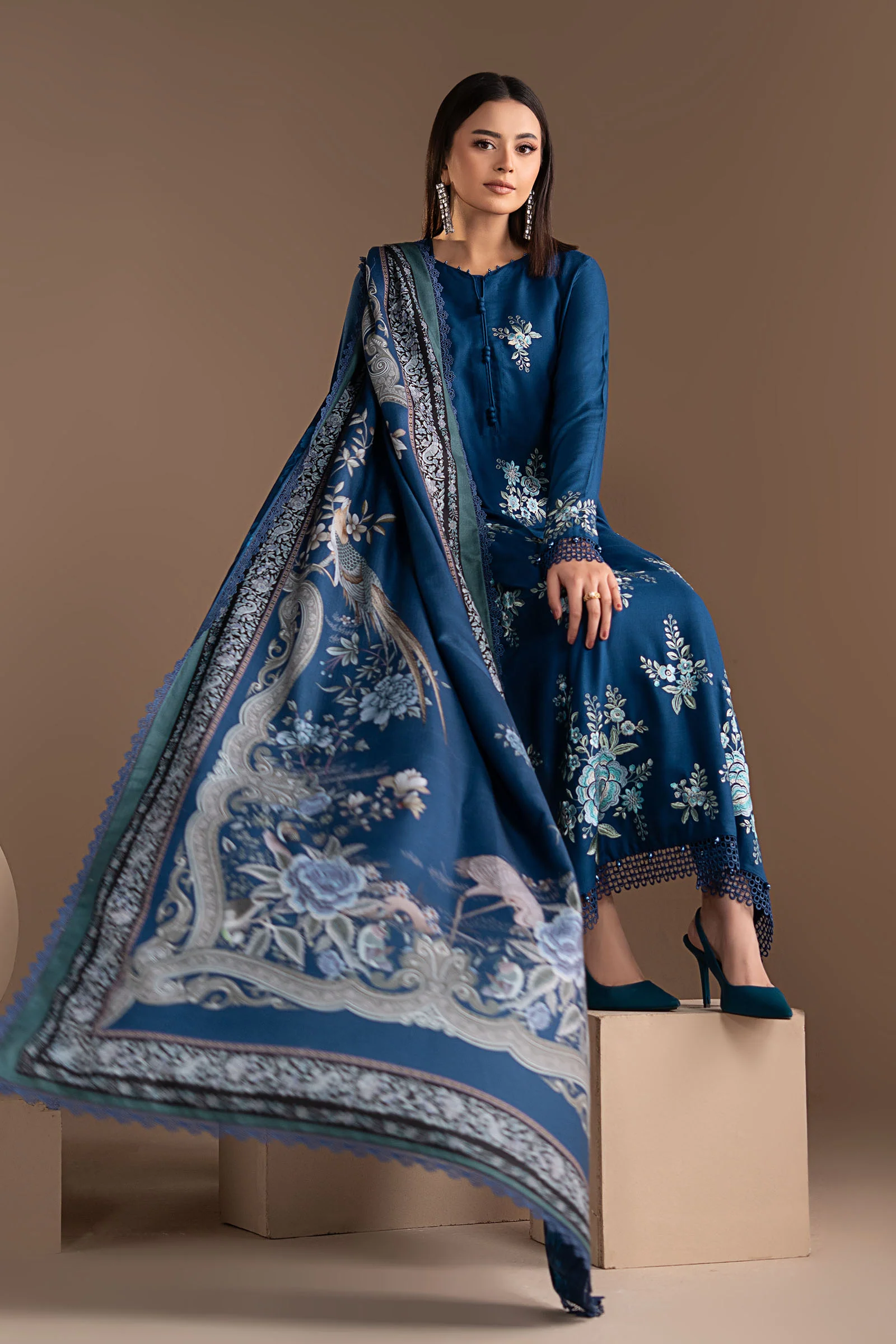 3 Piece Embroidered Twill Linen Suit - Image 3