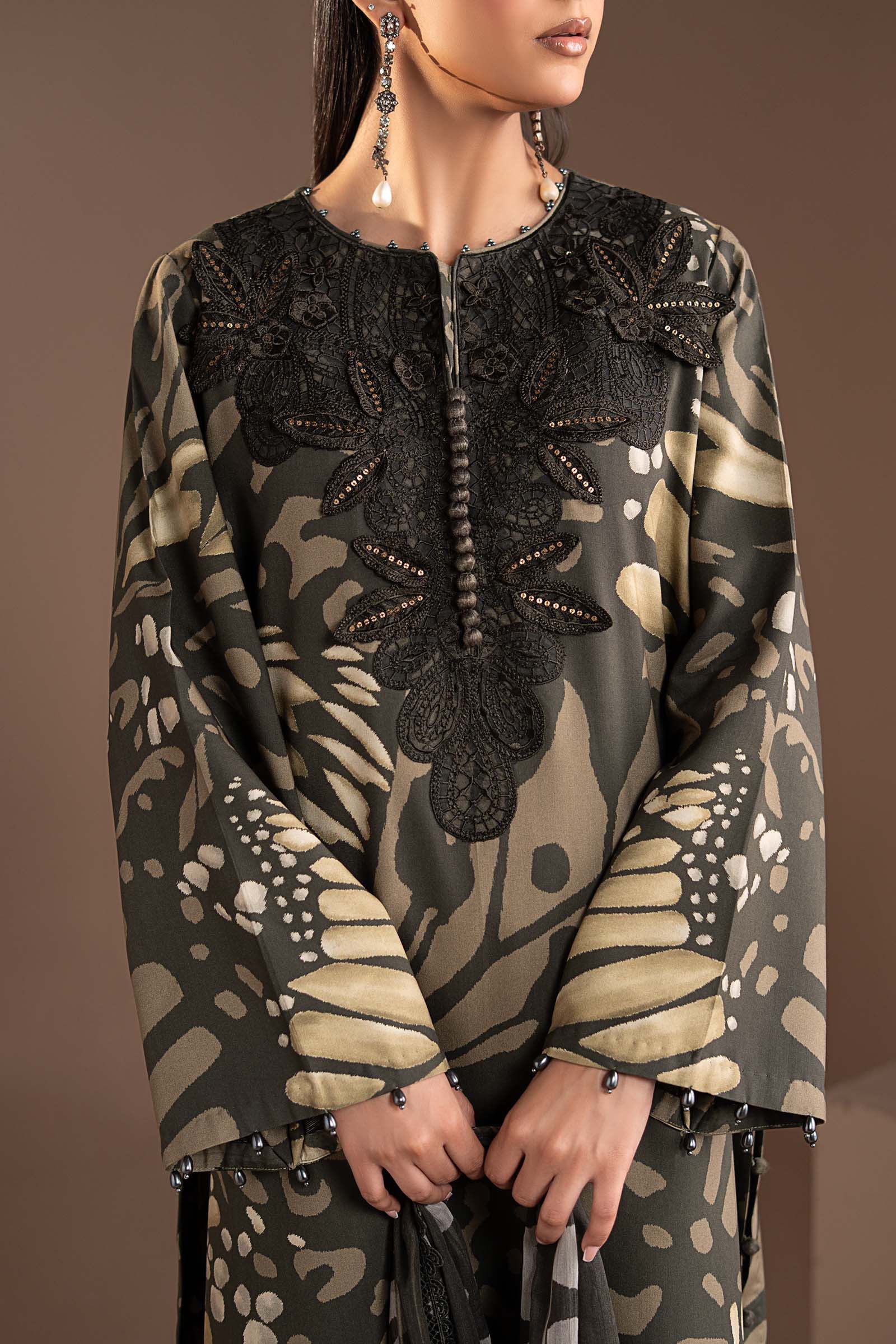 3 Piece Embroidered Linen Suit - Image 3
