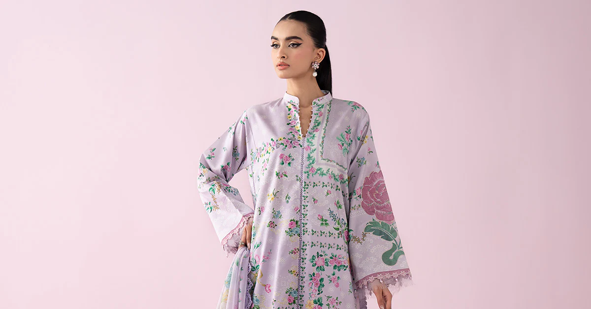 3 Piece Embroidered Lawn Suit - Image 8