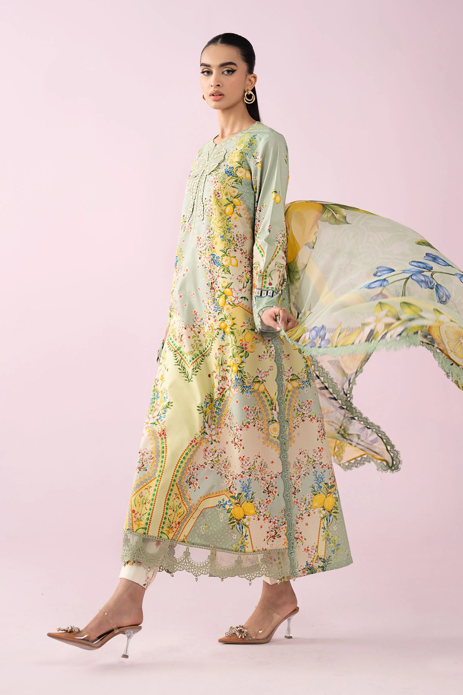 3 Piece Embroidered Lawn Suit - Image 7