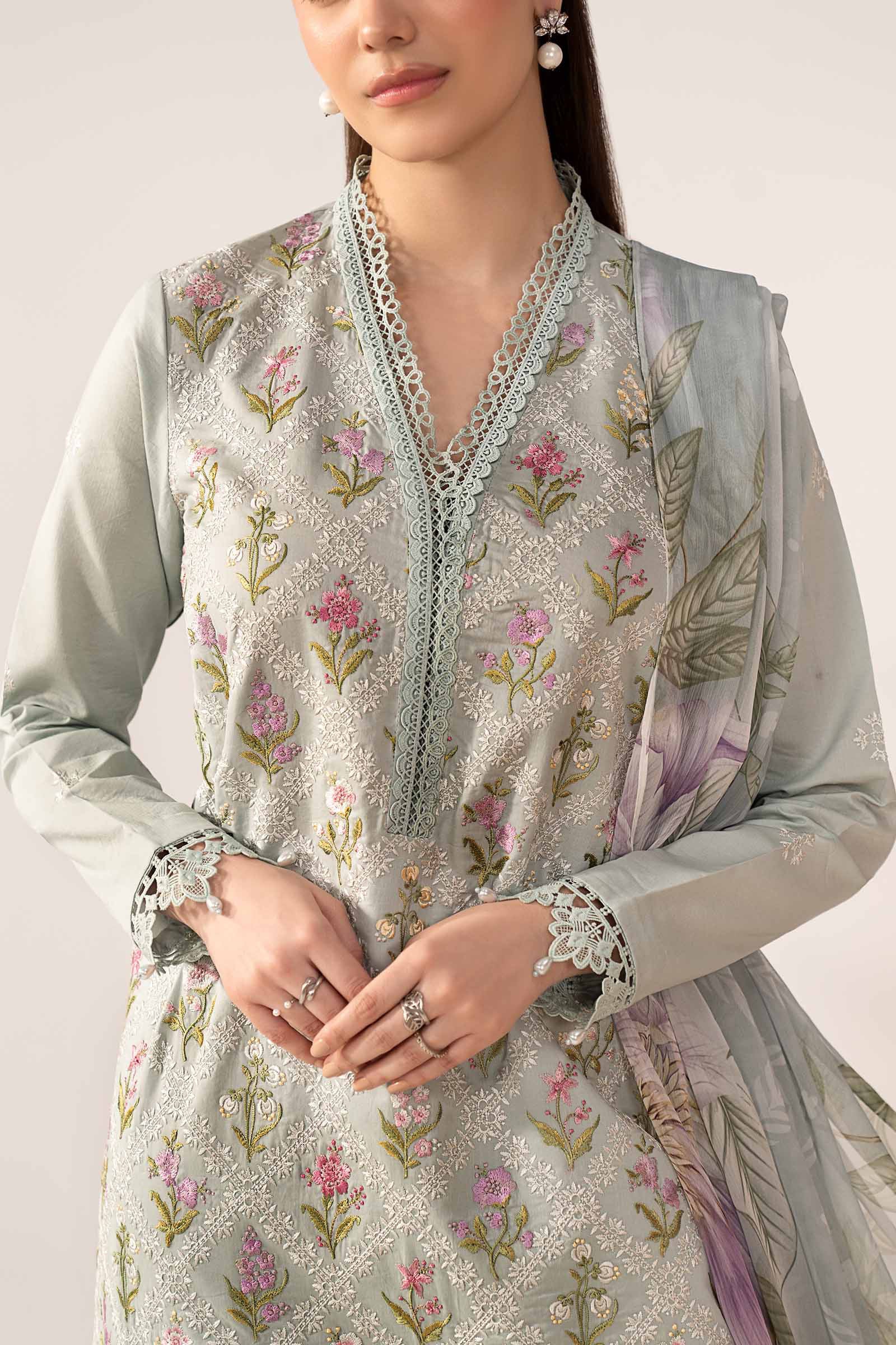 3 Piece Embroidered Lawn Suit - Image 5