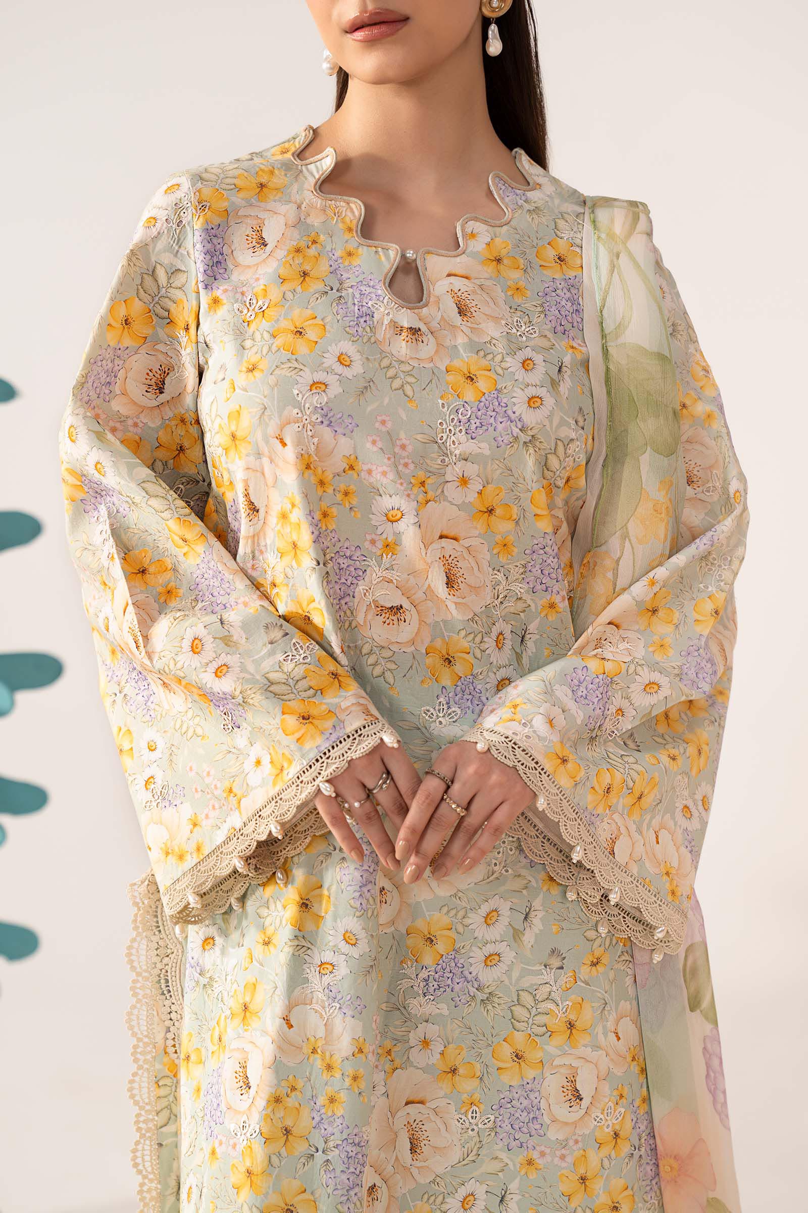 3 Piece Embroidered Lawn Suit - Image 4