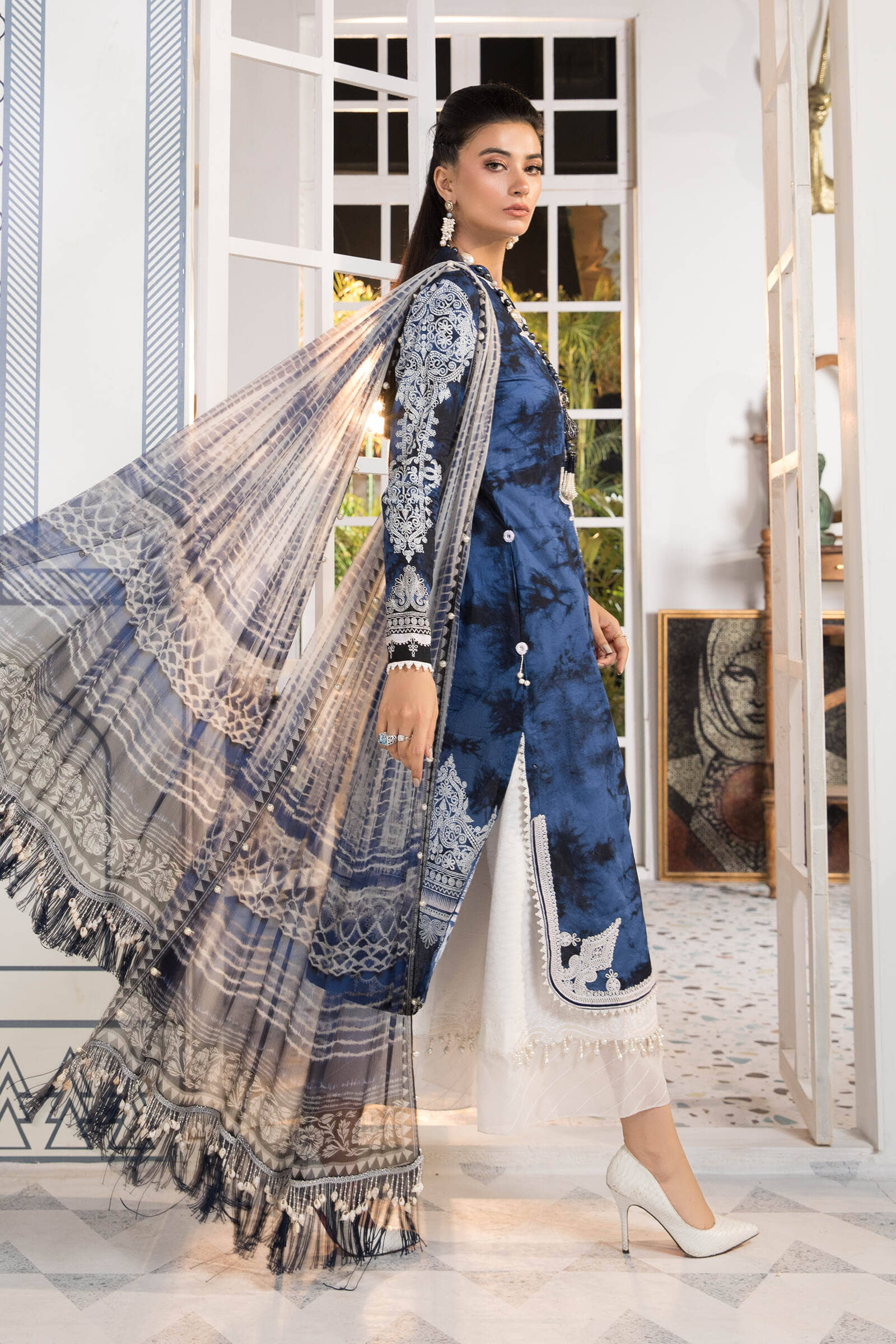 Unstitched Fabrics/M.Prints MPT-1106-B - Image 2