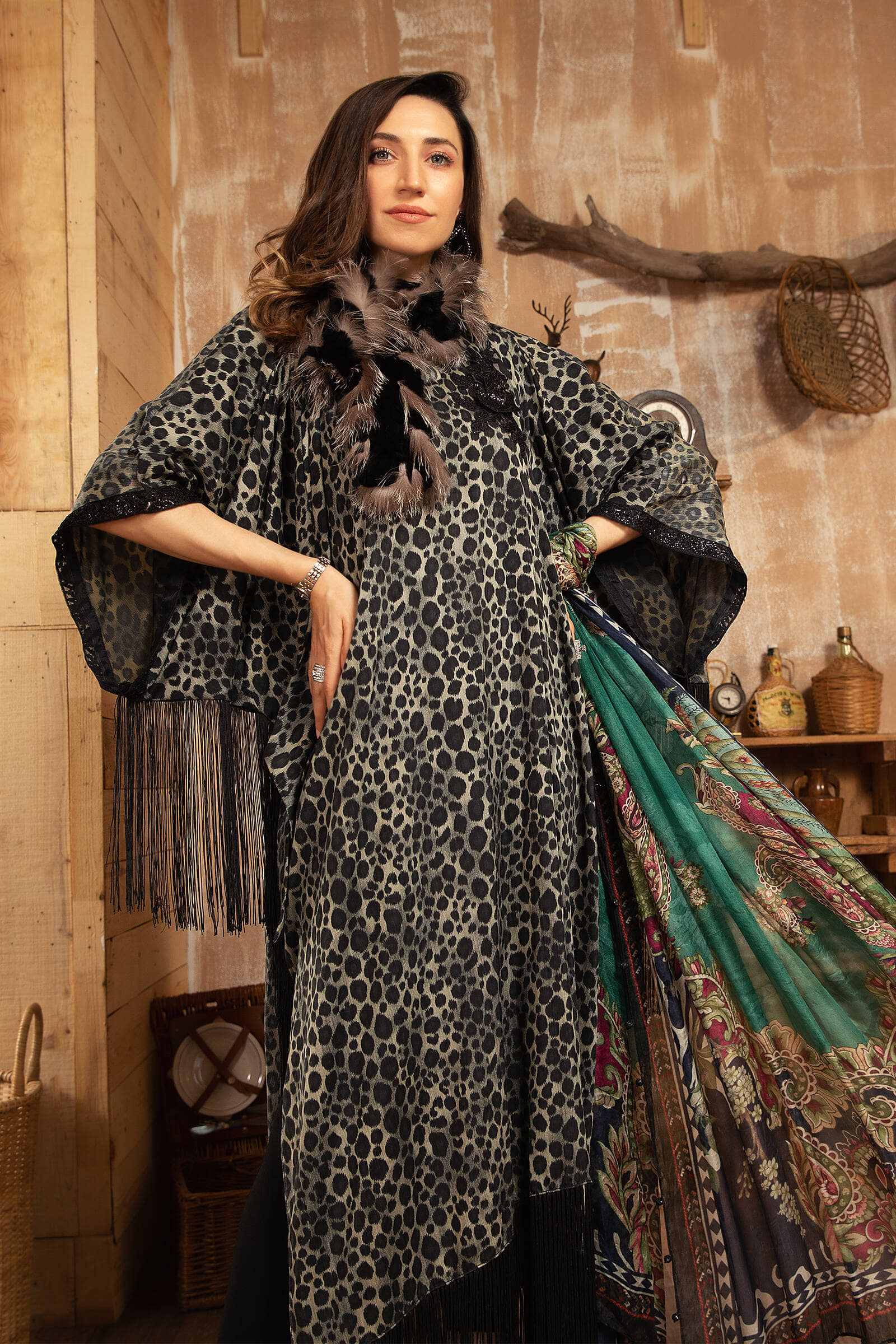 Unstitched Fabrics/M.Prints MPT-1214-B - Image 3