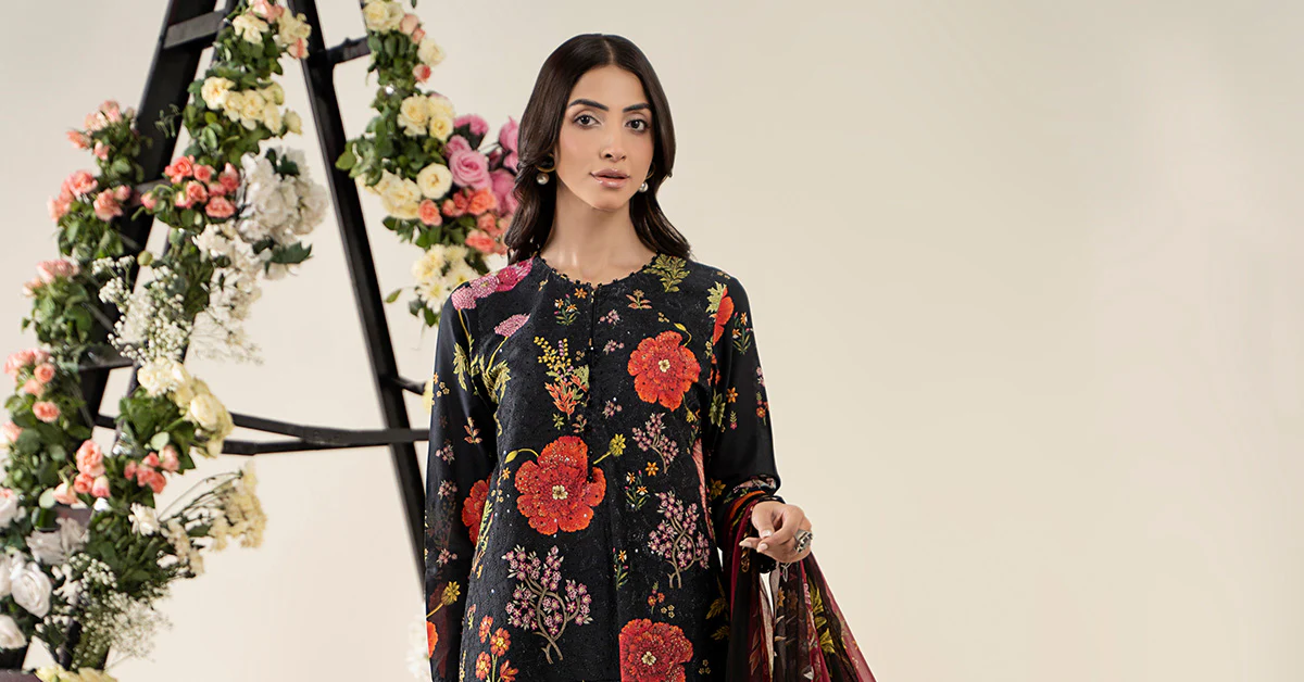 3 Piece Unstitched Embroidered Lawn Suit | MPT-2607-B - Image 9