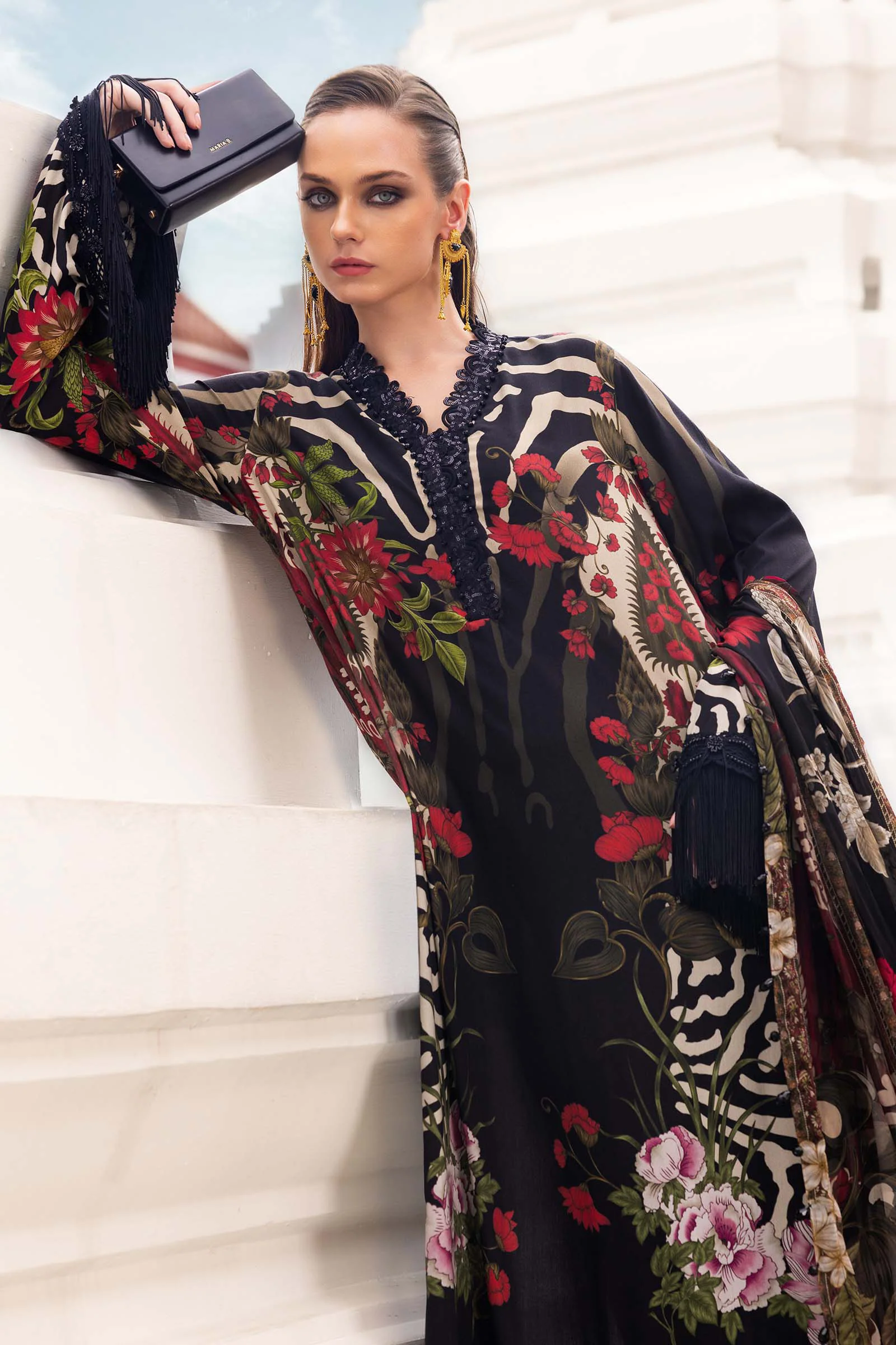 3 Piece Unstitched Embroidered Linen Suit - Image 2