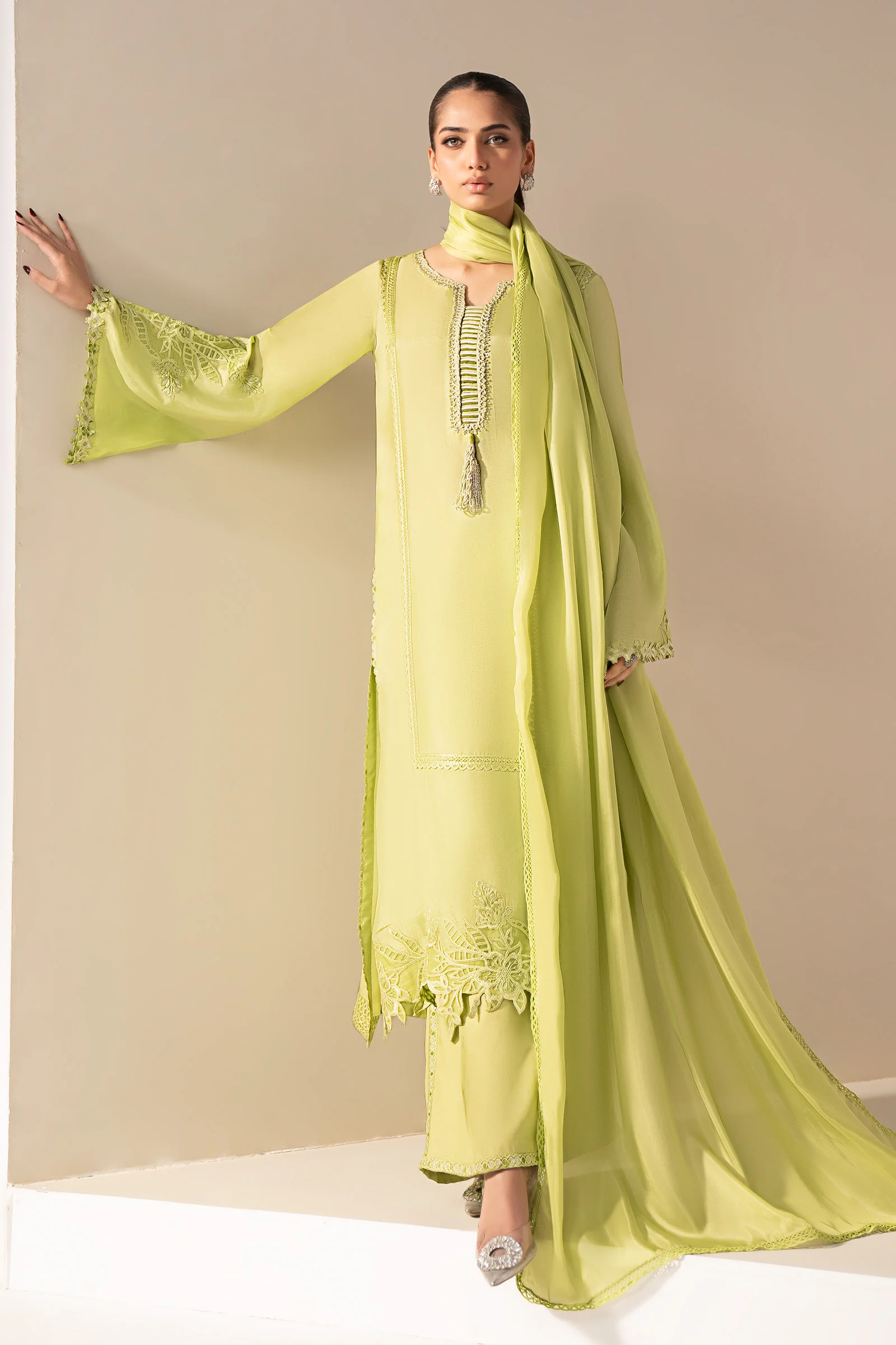 3 Piece Embroidered Tassel Silk Suit - Image 2