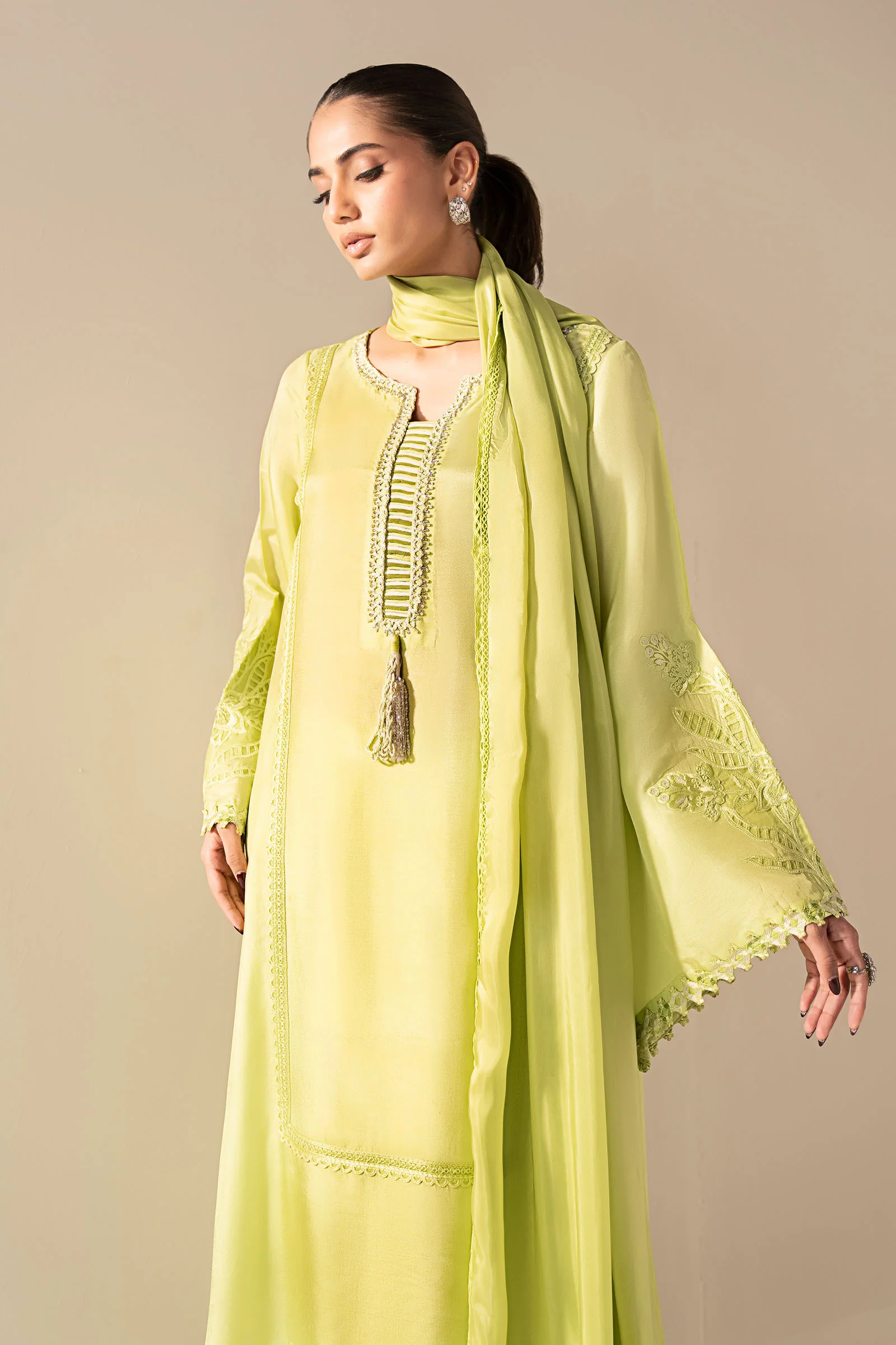 3 Piece Embroidered Tassel Silk Suit - Image 3