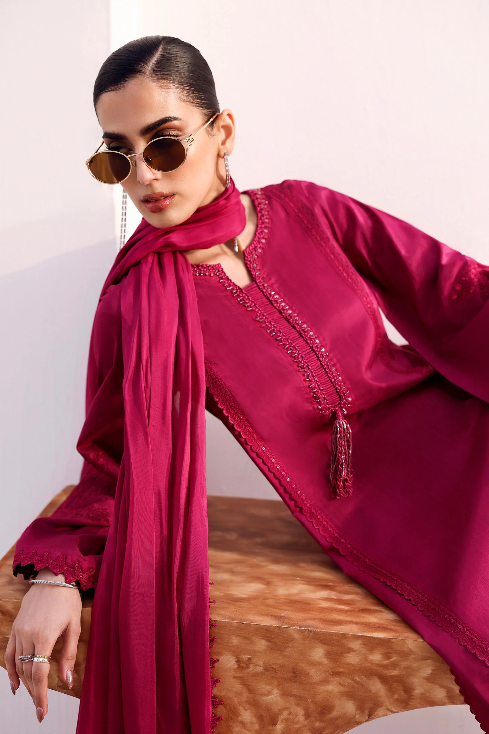 3 Piece Embroidered Tassel Silk Suit