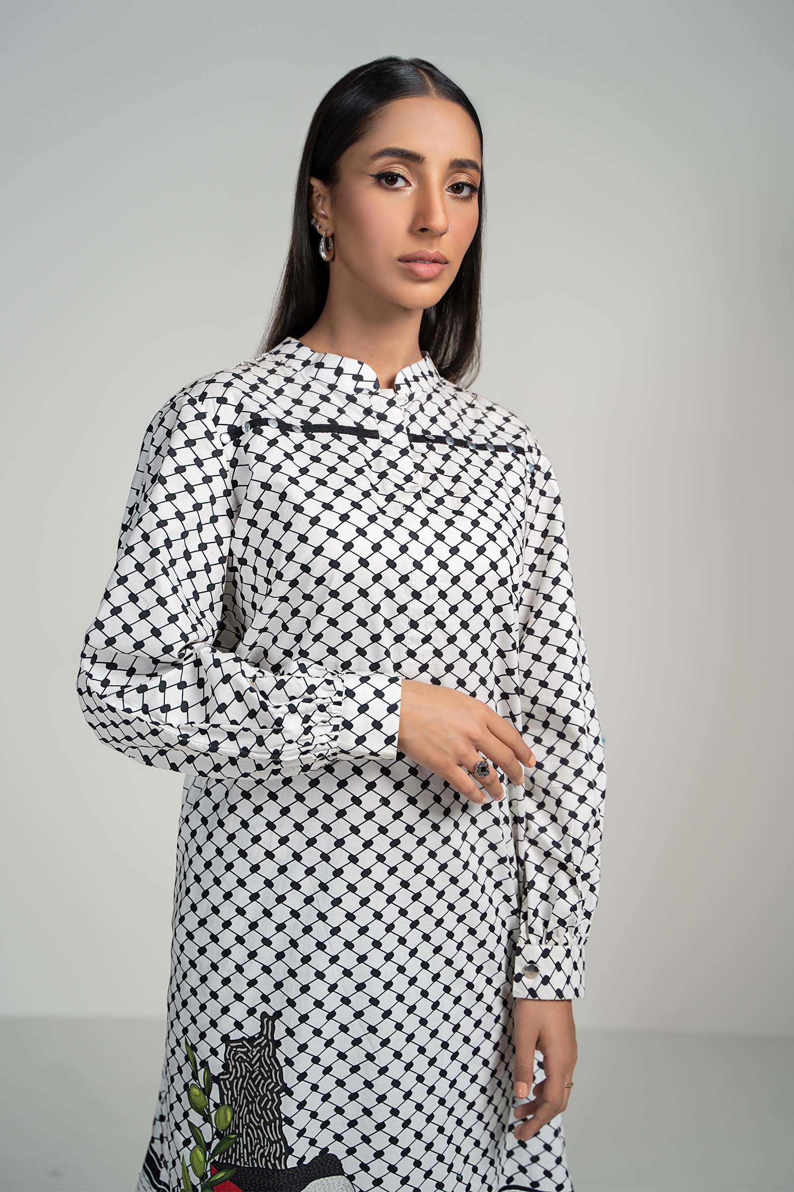2 Piece Printed Lawn Suit - Image 2