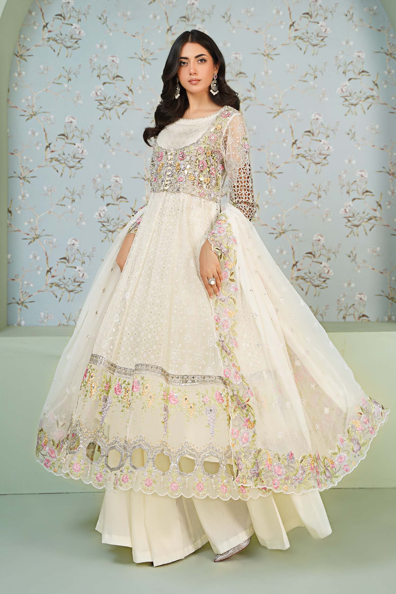 3 Piece Embroidered Organza Suit - Image 5