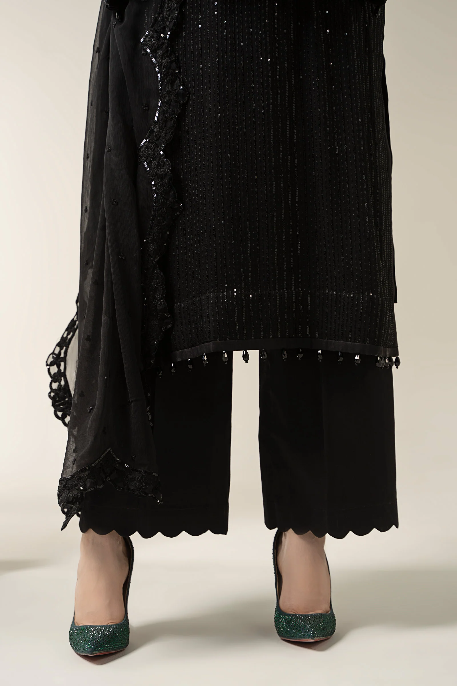 3 Piece Embroidered Chiffon Suit - Image 4
